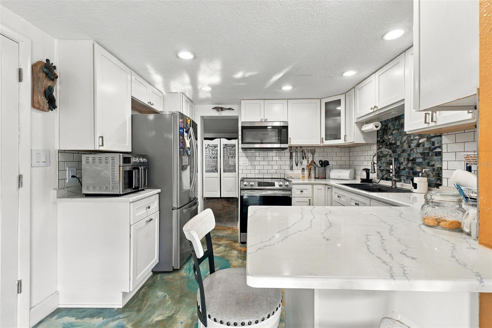 13736 JUDY AVE