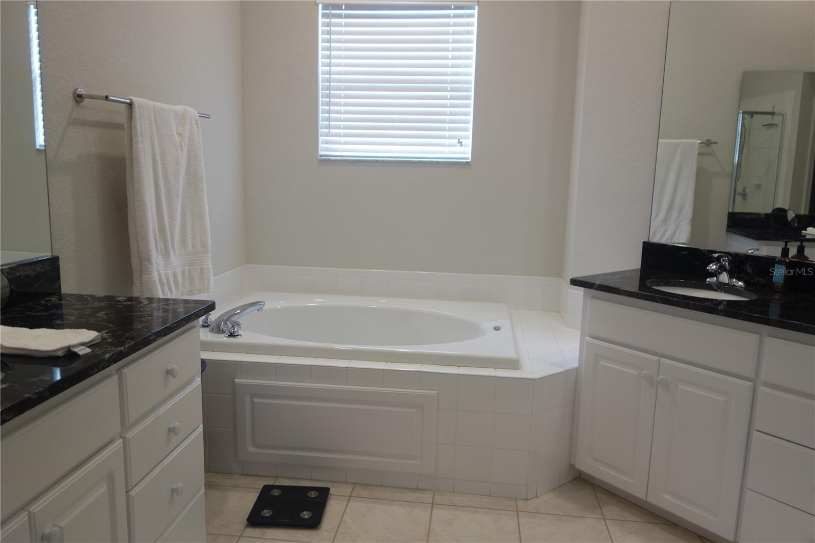 510 GRASSLANDS VILLAGE CIR #510