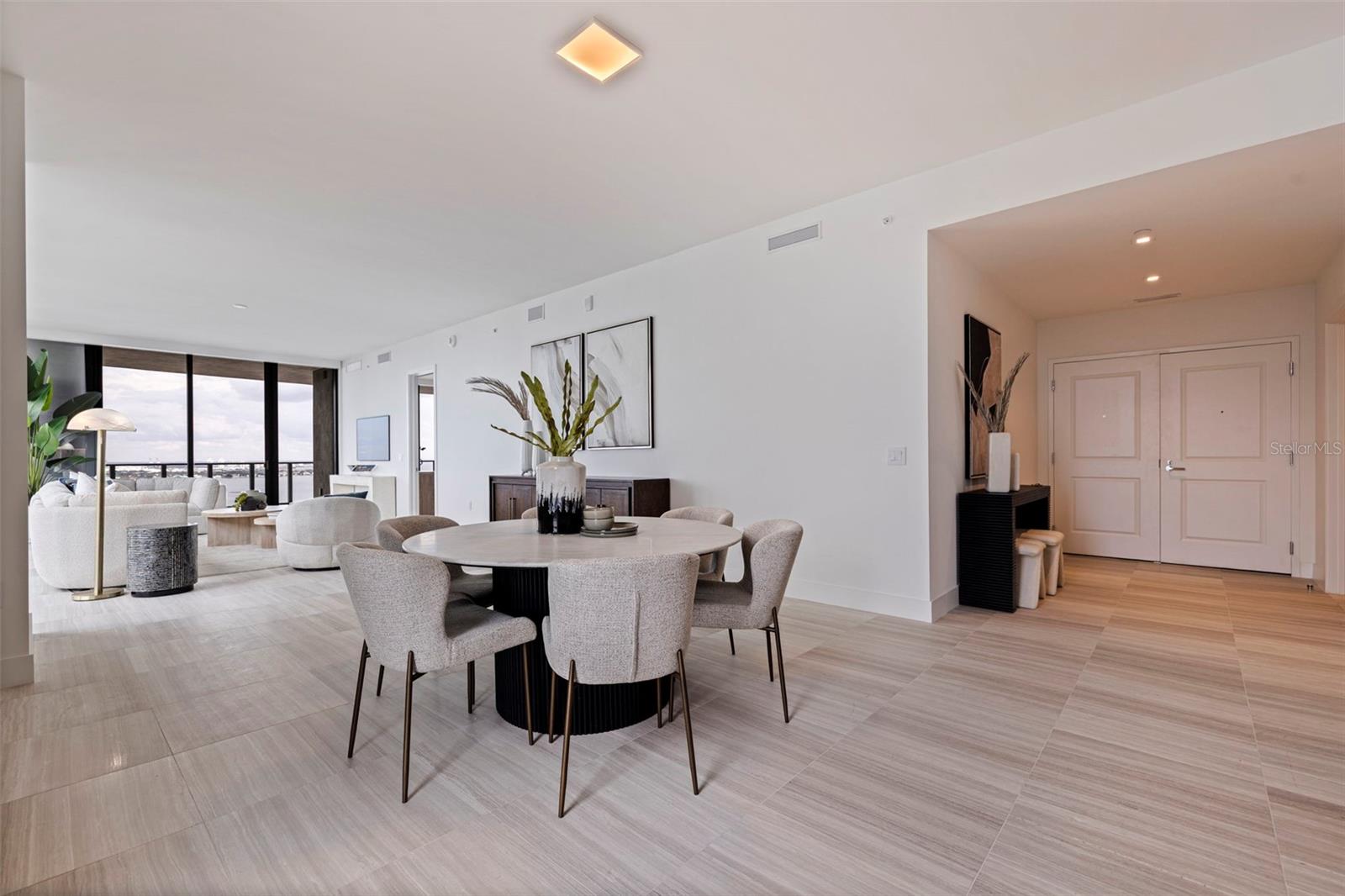 3015 S YSABELLA AVE #2401