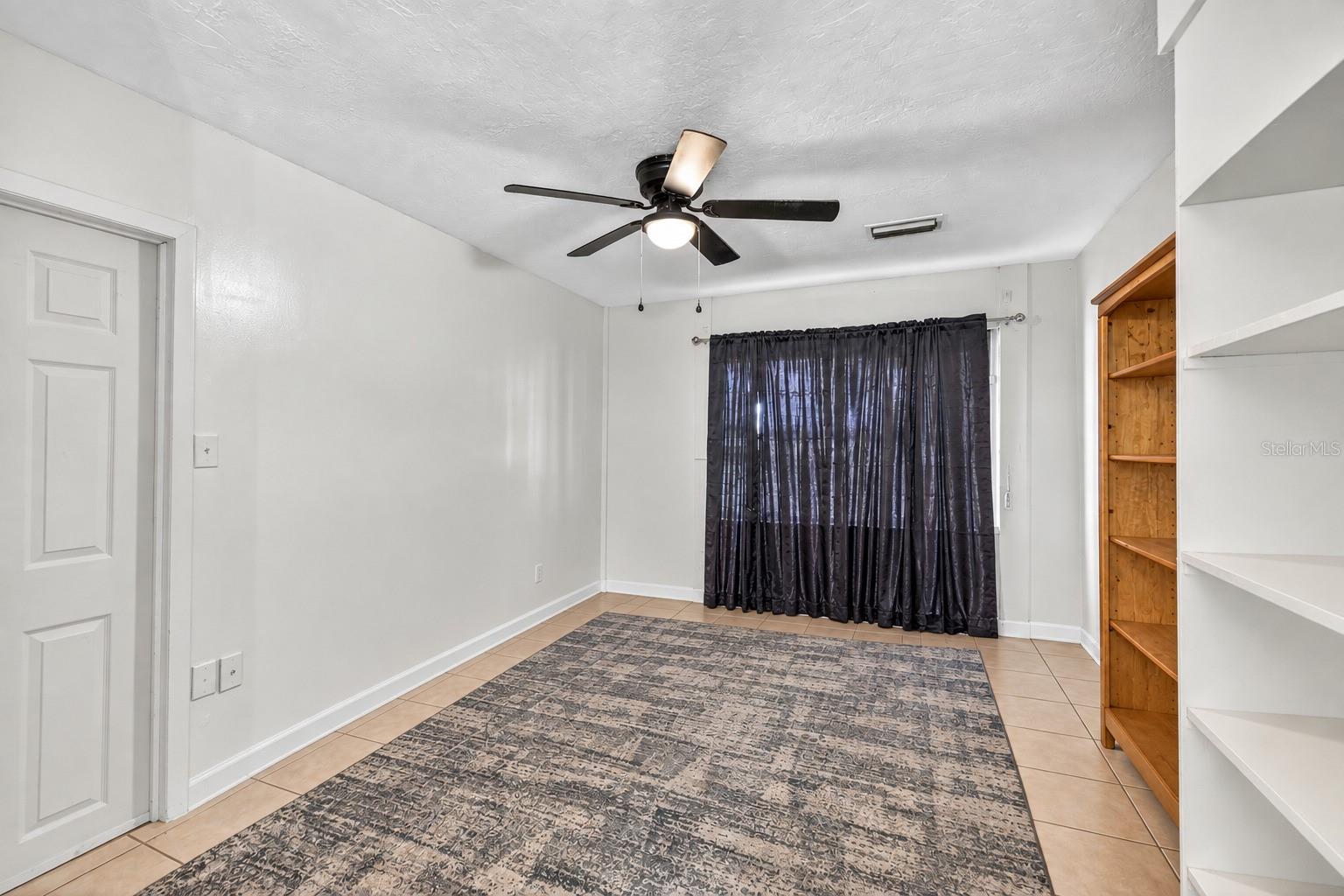 5404 FRONT DR