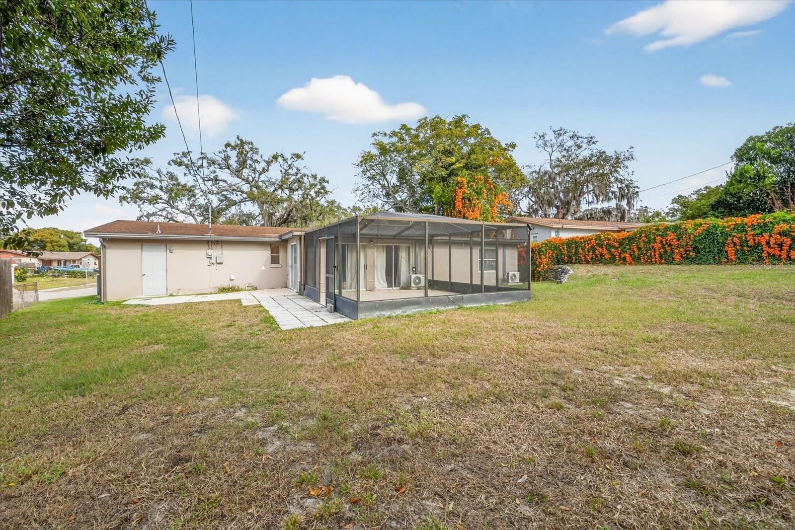 5404 FRONT DR