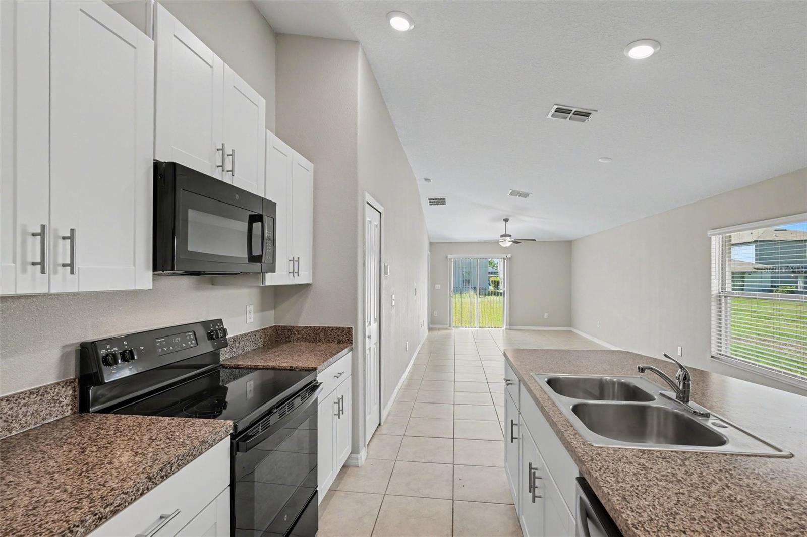 7109 KING CREEK DR
