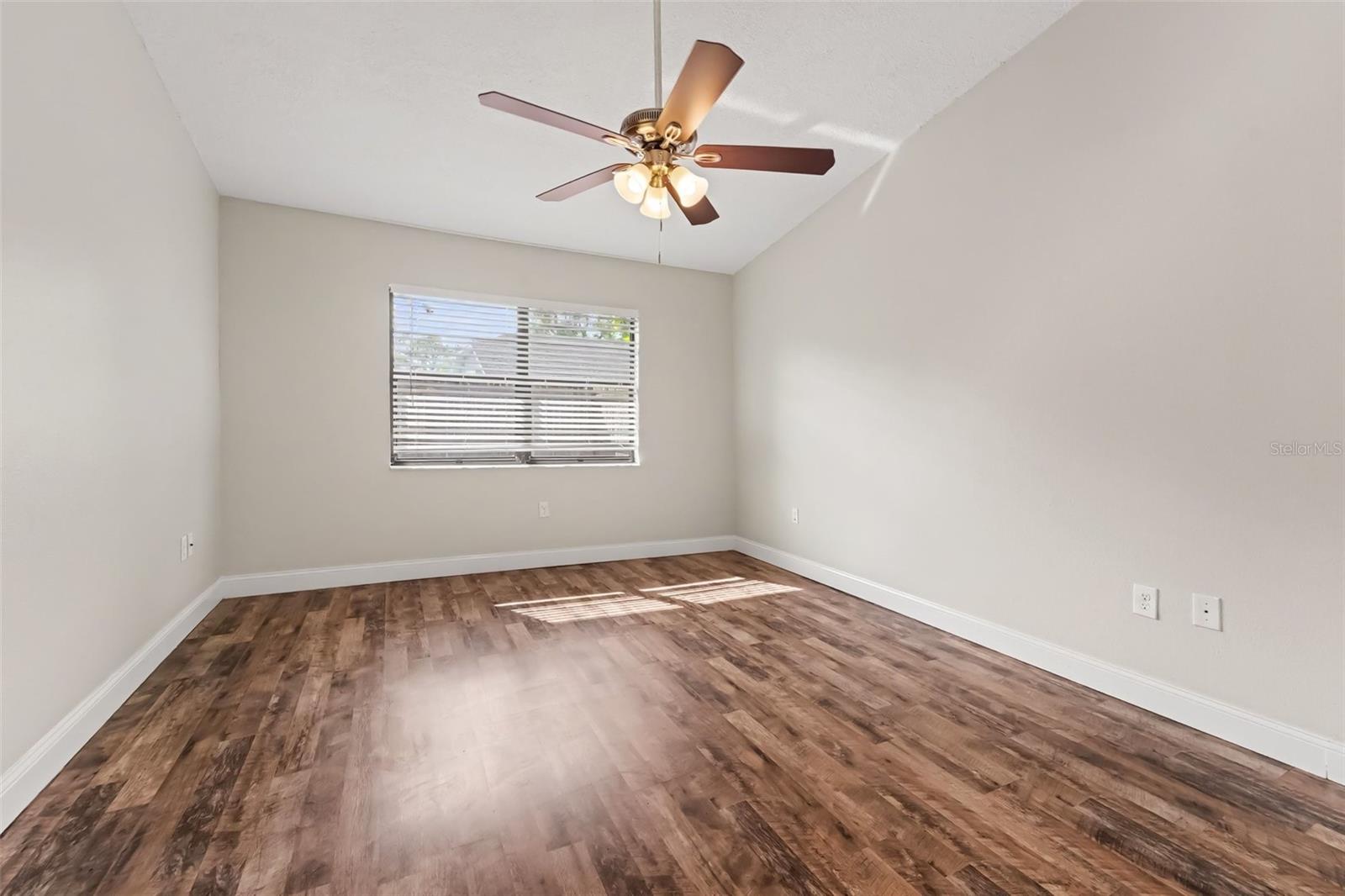 10826 CLAYMONT DR