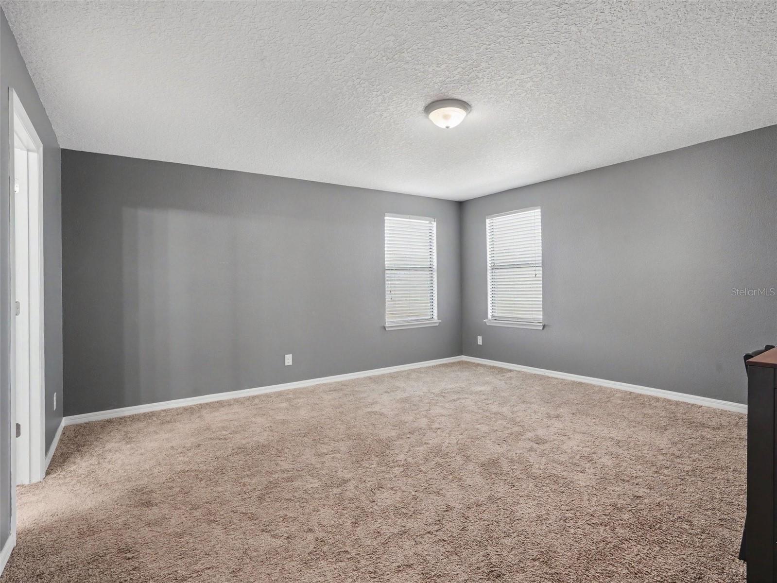 5660 ELSINORE WAY