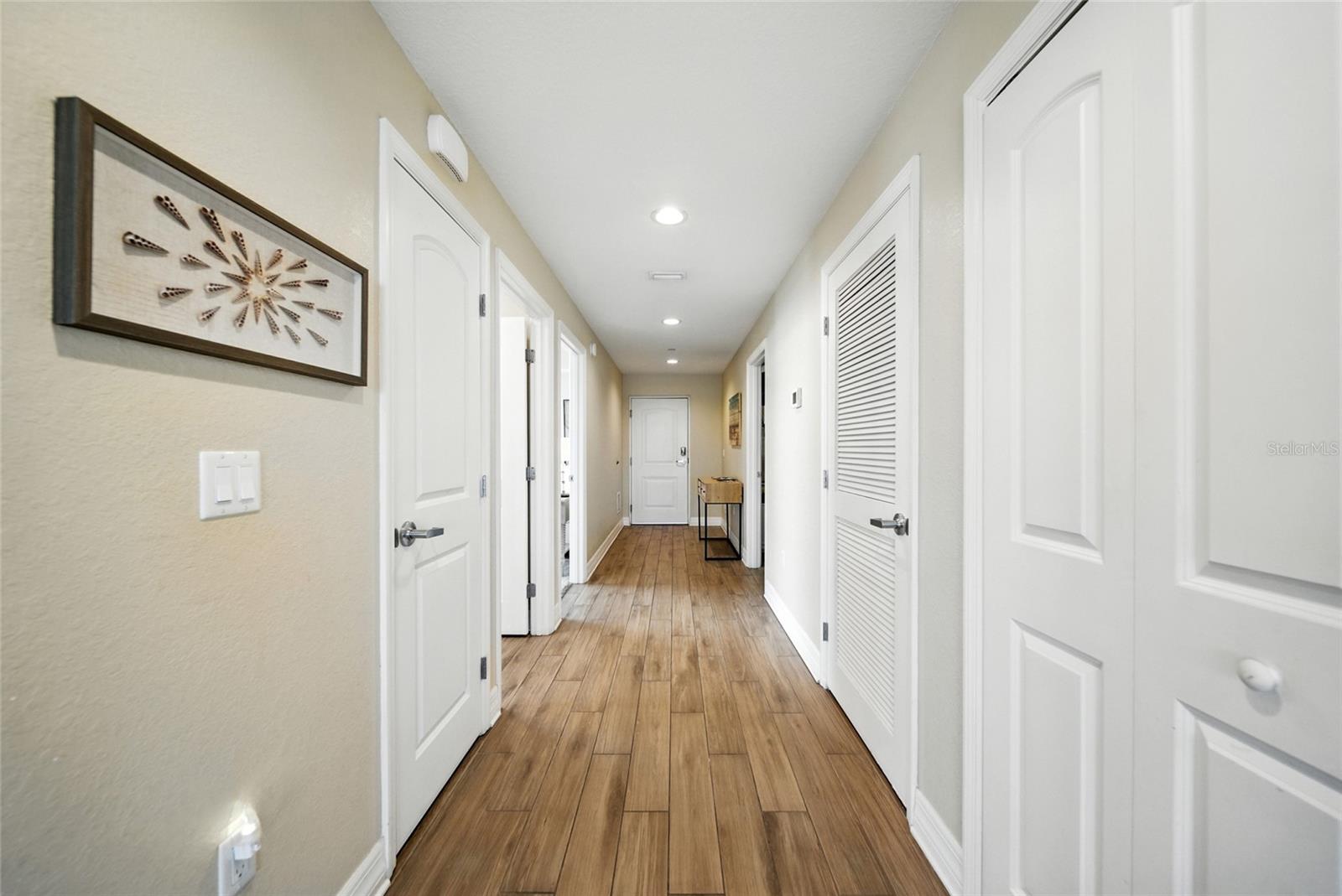 706 BAYWAY BLVD #203