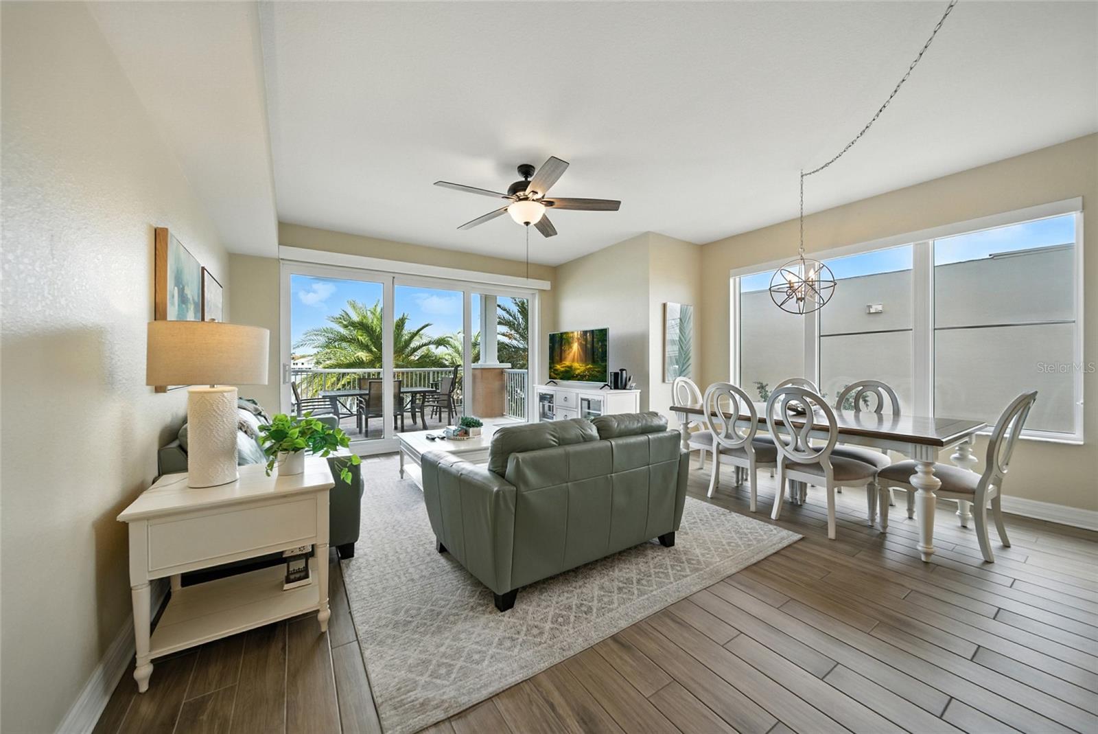 706 BAYWAY BLVD #203