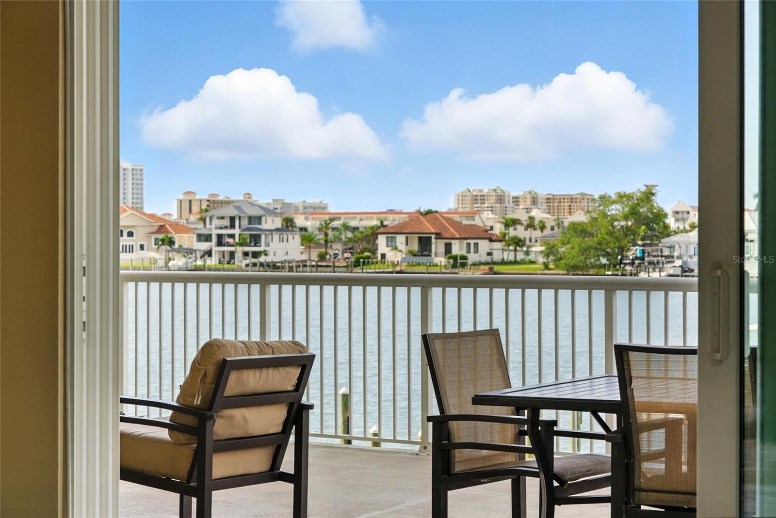 706 BAYWAY BLVD #203