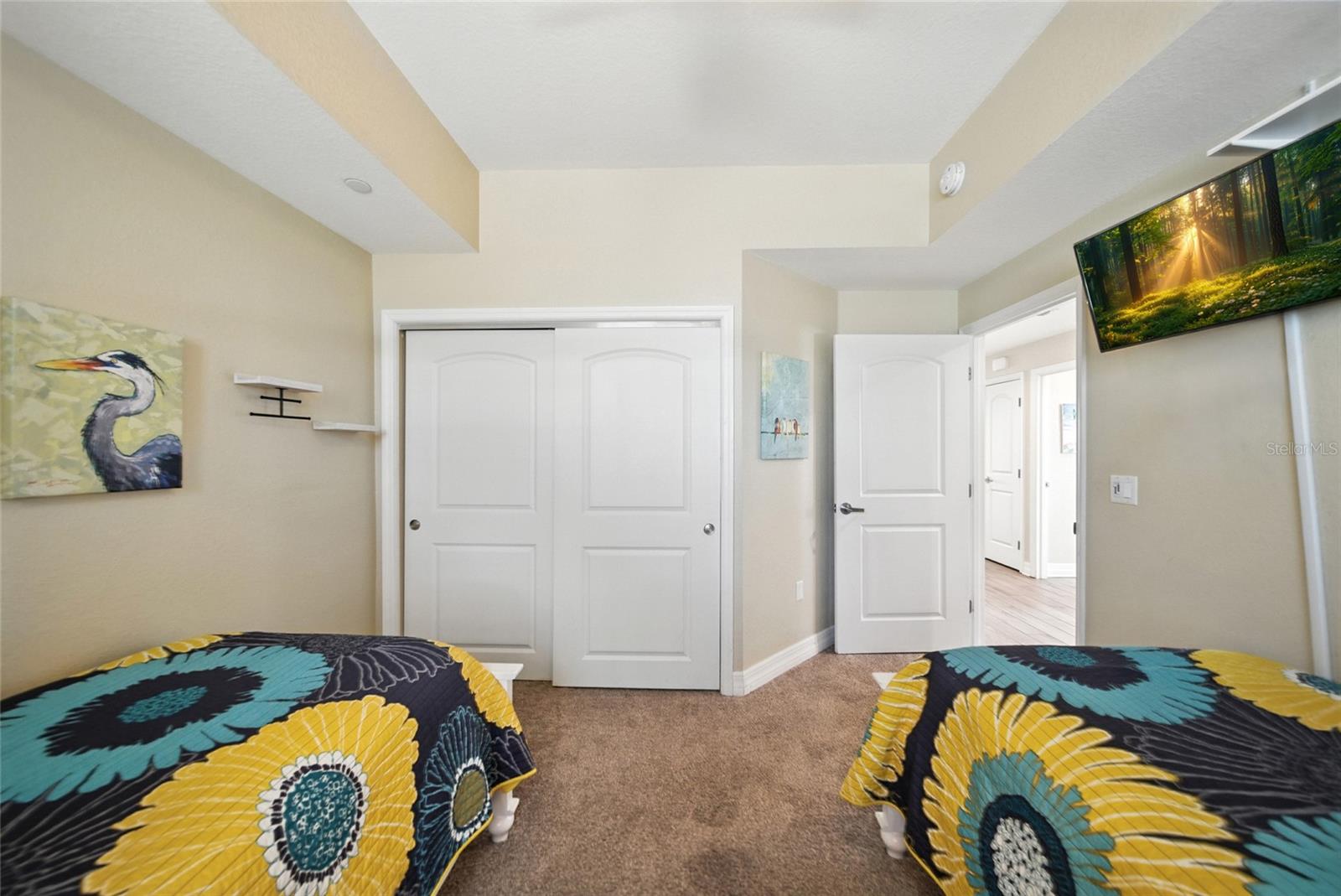 706 BAYWAY BLVD #203