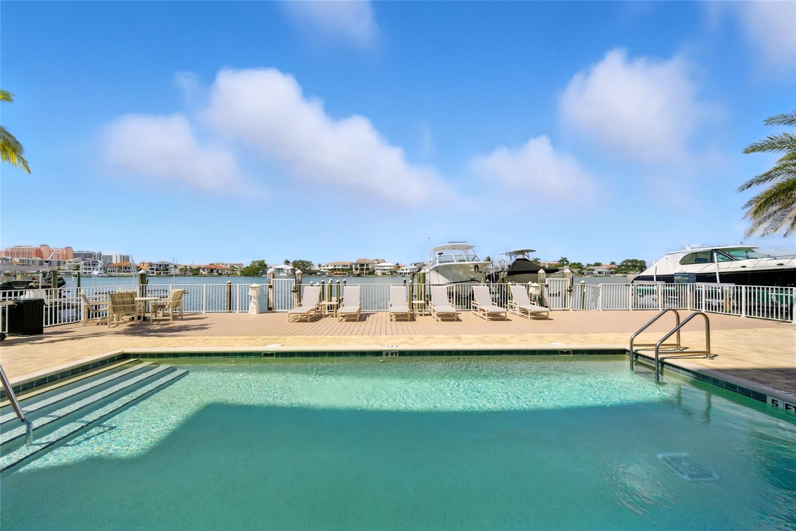 706 BAYWAY BLVD #203