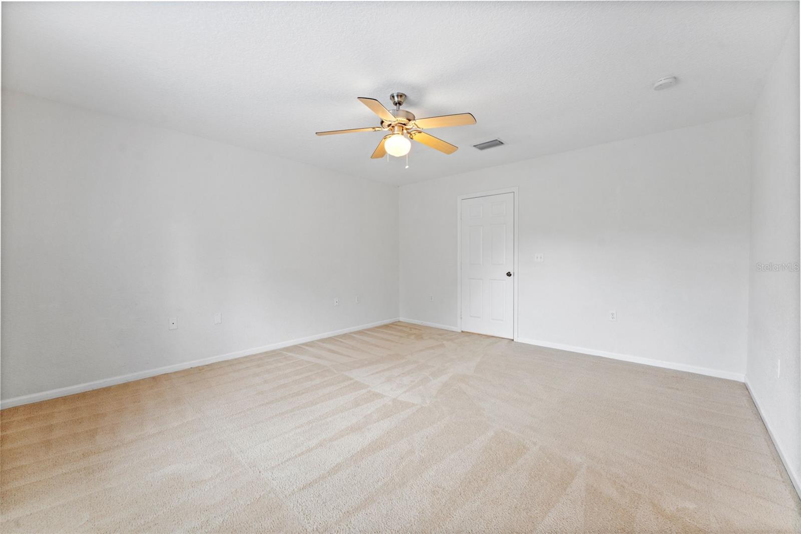16309 NEWBURY PALMS CT