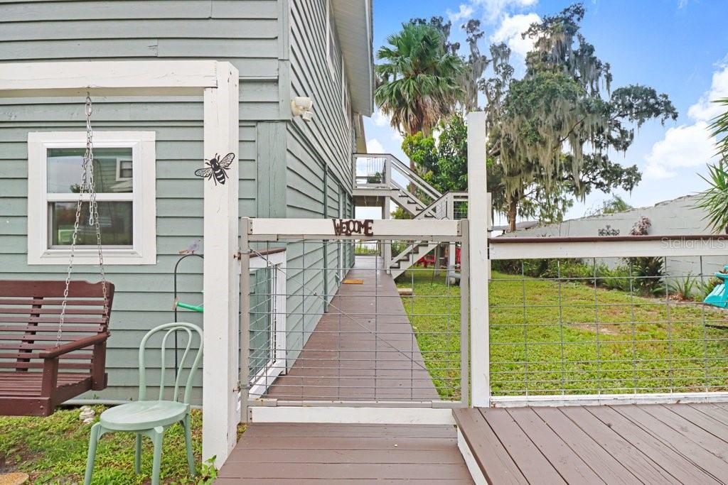 11337 KNIGHTS GRIFFIN RD