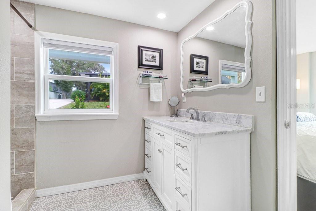 11337 KNIGHTS GRIFFIN RD