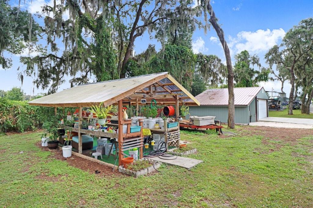 11337 KNIGHTS GRIFFIN RD