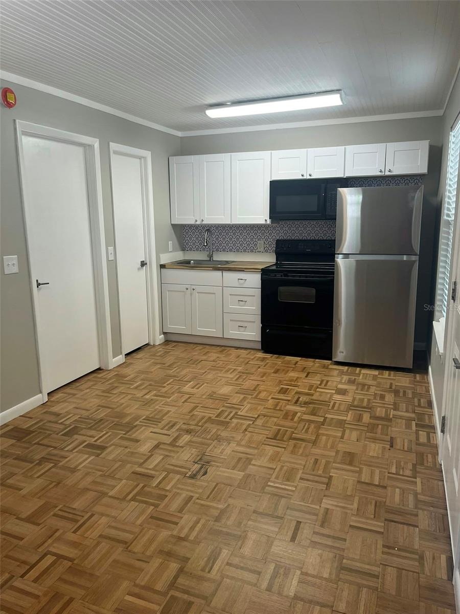 11337 KNIGHTS GRIFFIN RD