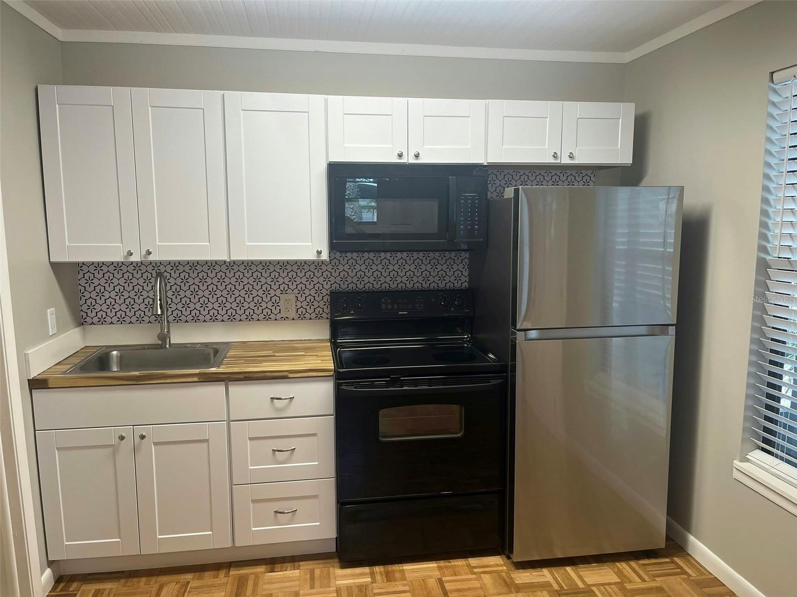 11337 KNIGHTS GRIFFIN RD