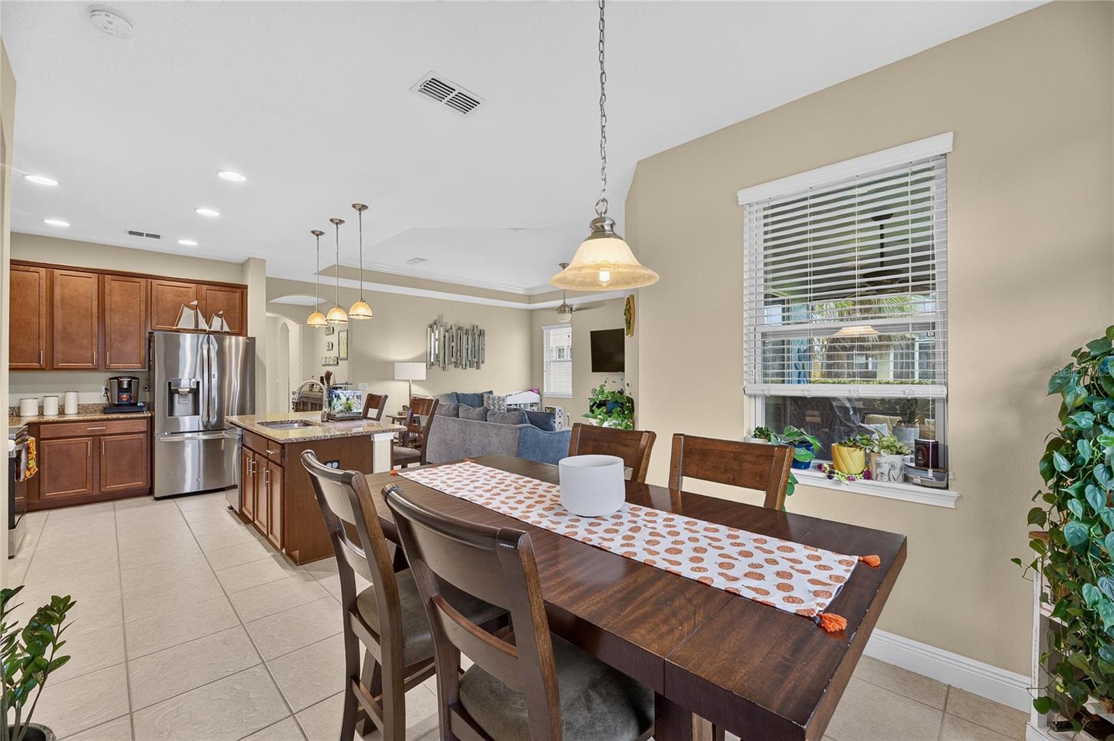 6911 SAIL VIEW LN