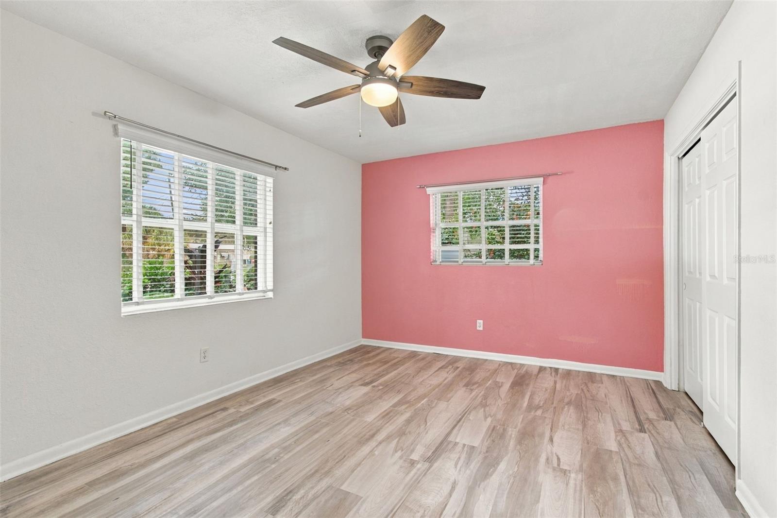 1711 N HIGHLAND AVE