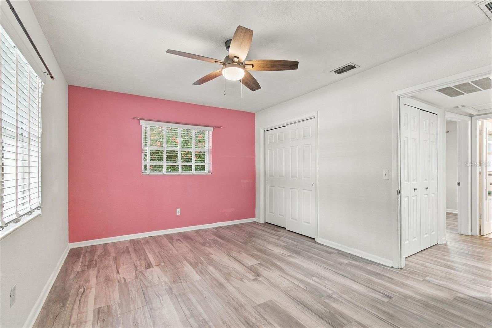 1711 N HIGHLAND AVE