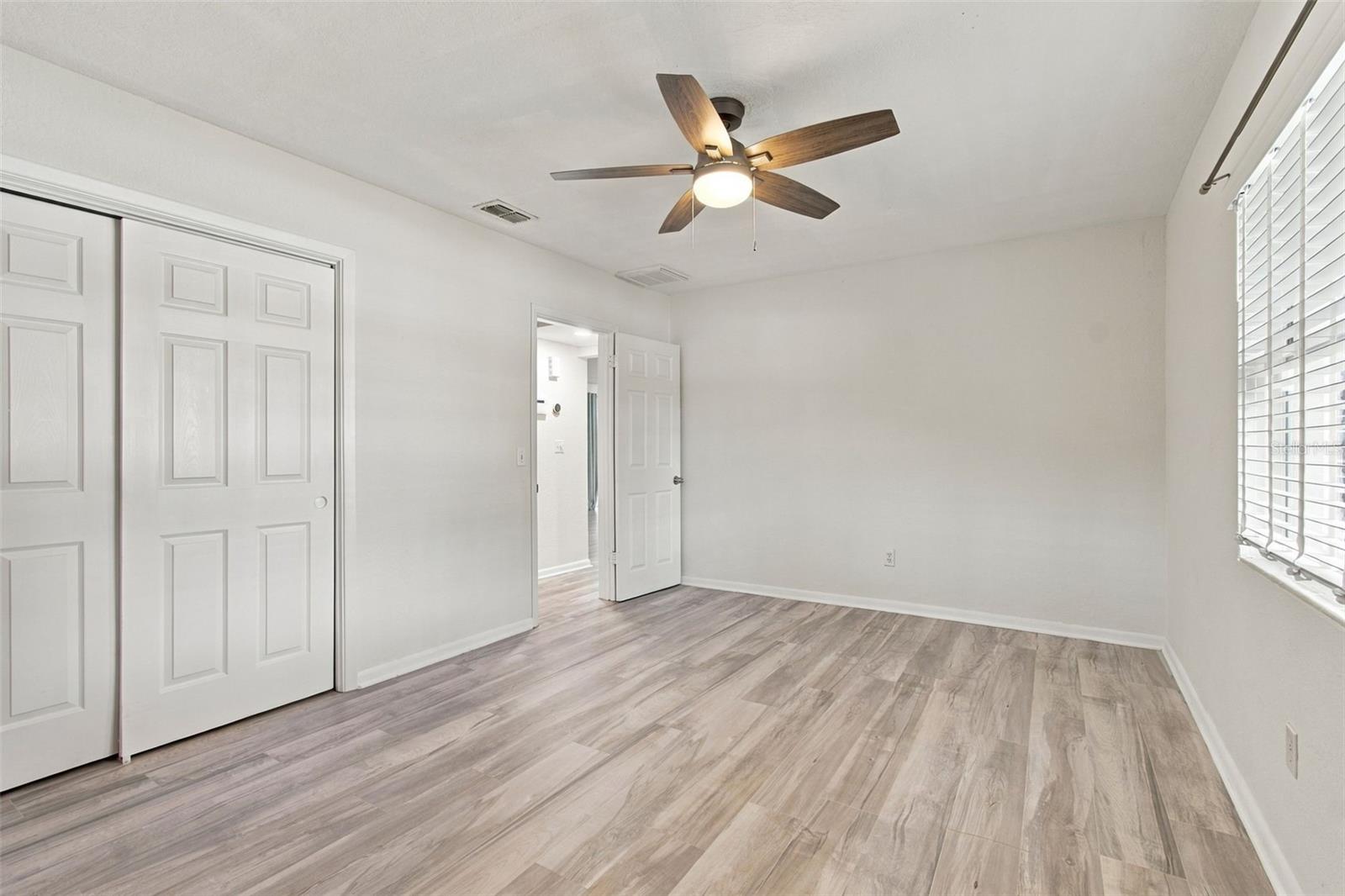 1711 N HIGHLAND AVE
