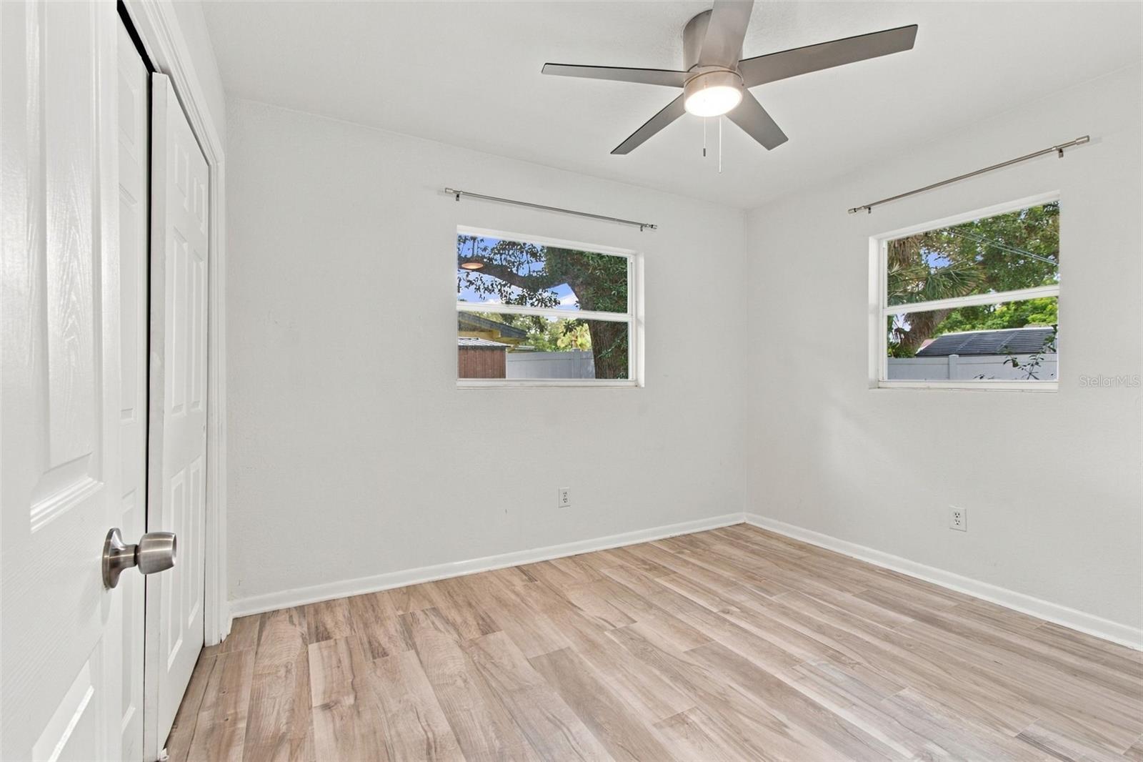 1711 N HIGHLAND AVE