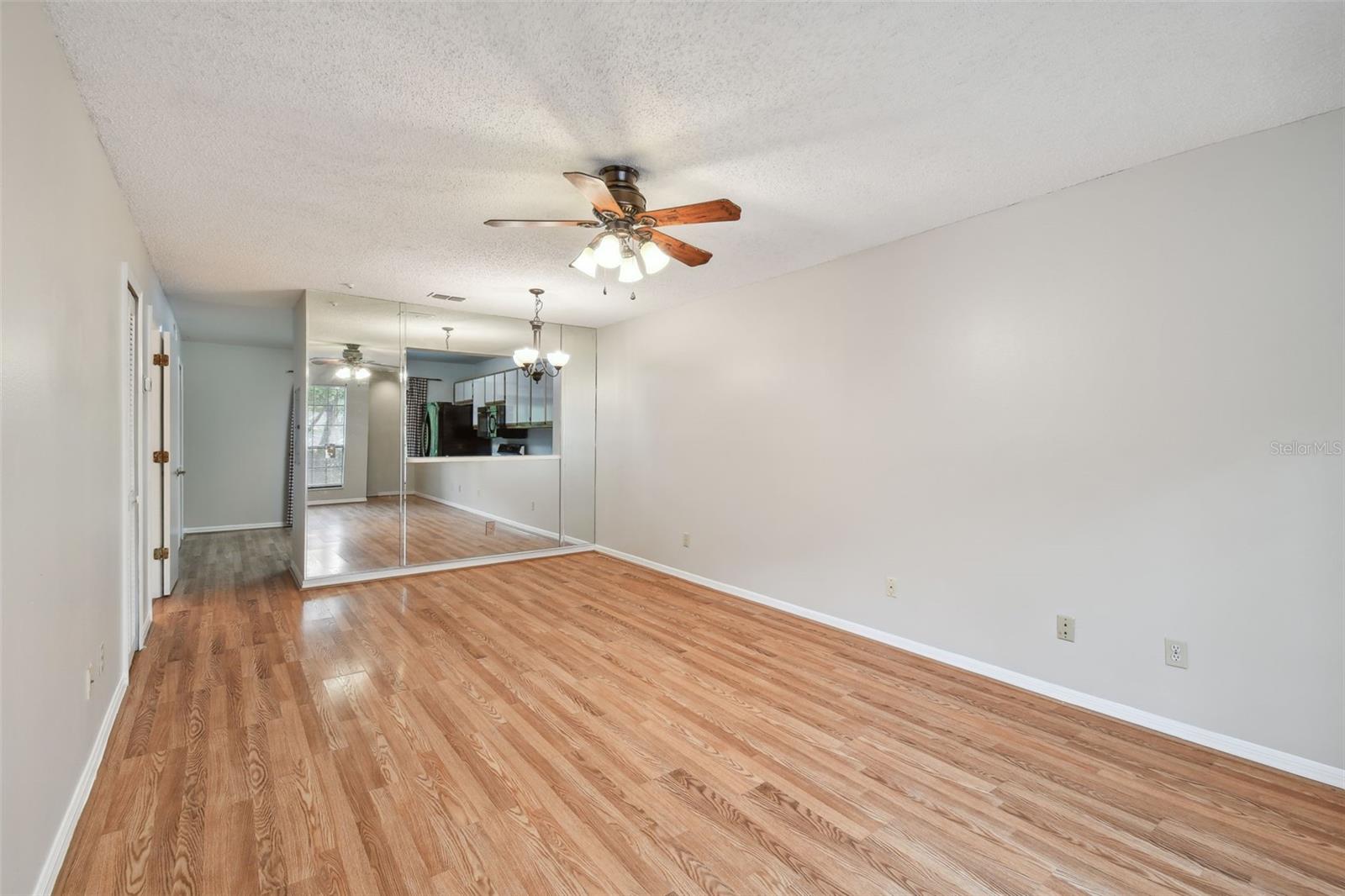 5100 BURCHETTE RD #1804