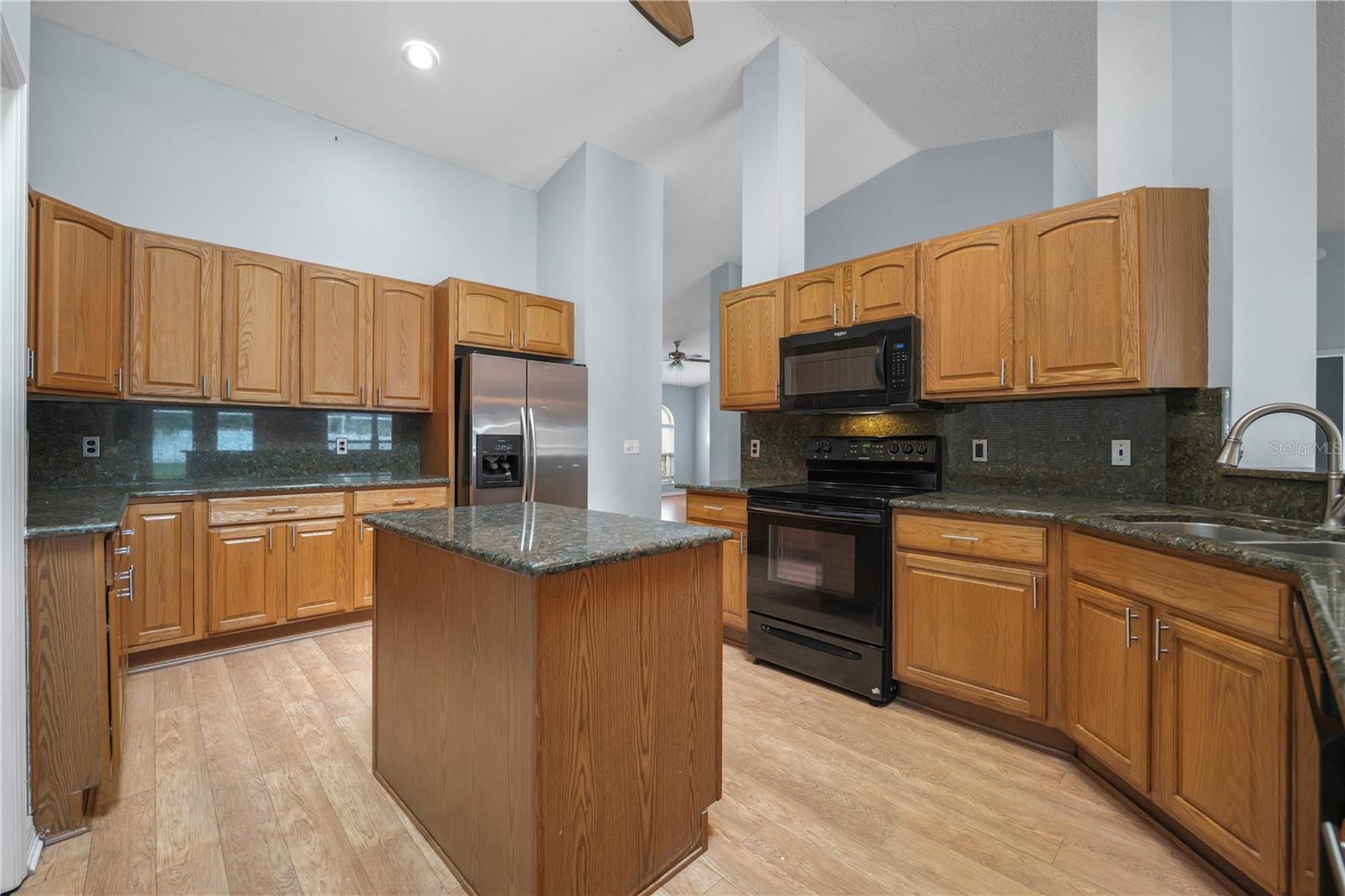 3809 HANOVER HILL DR