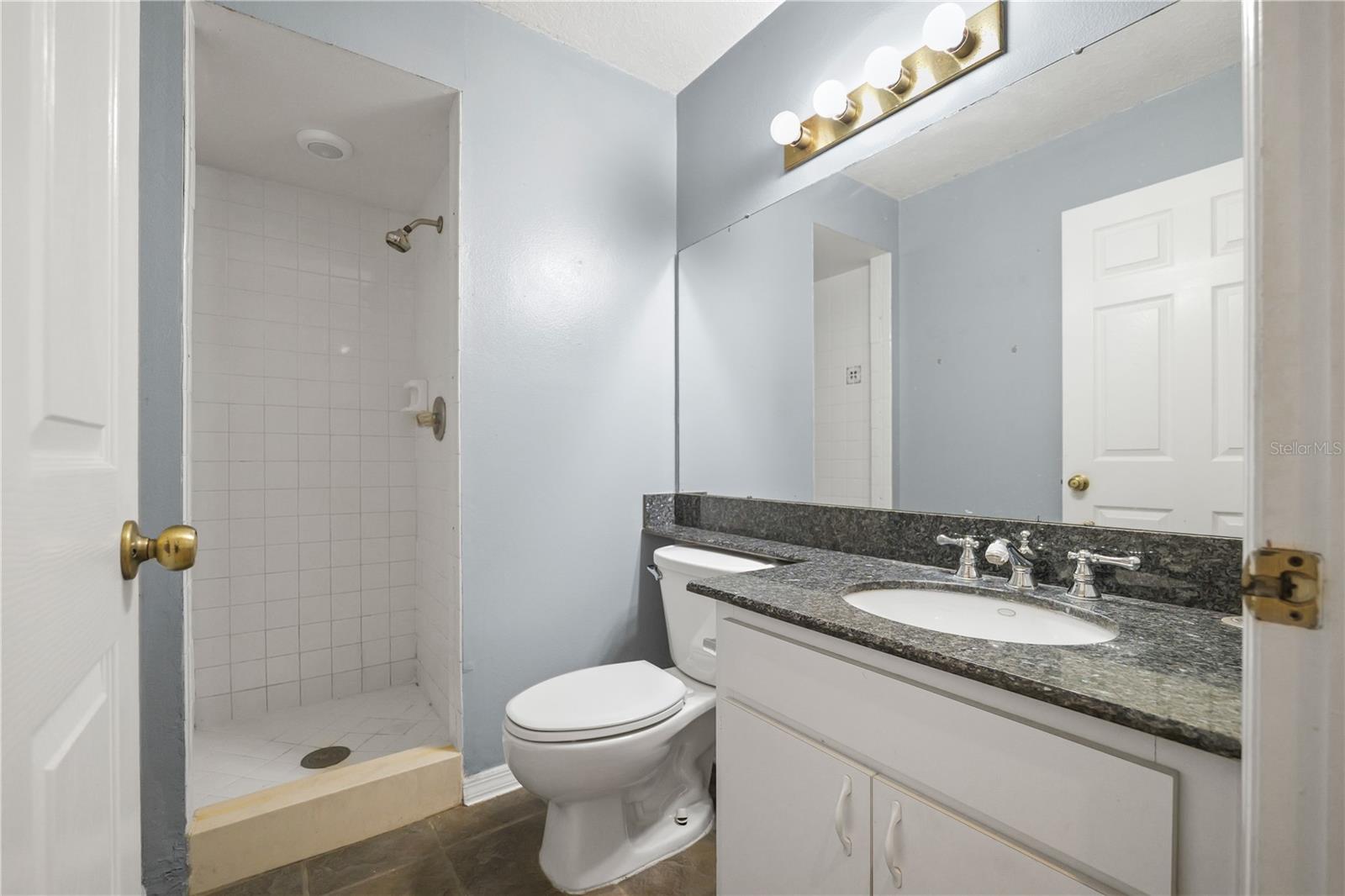 3809 HANOVER HILL DR