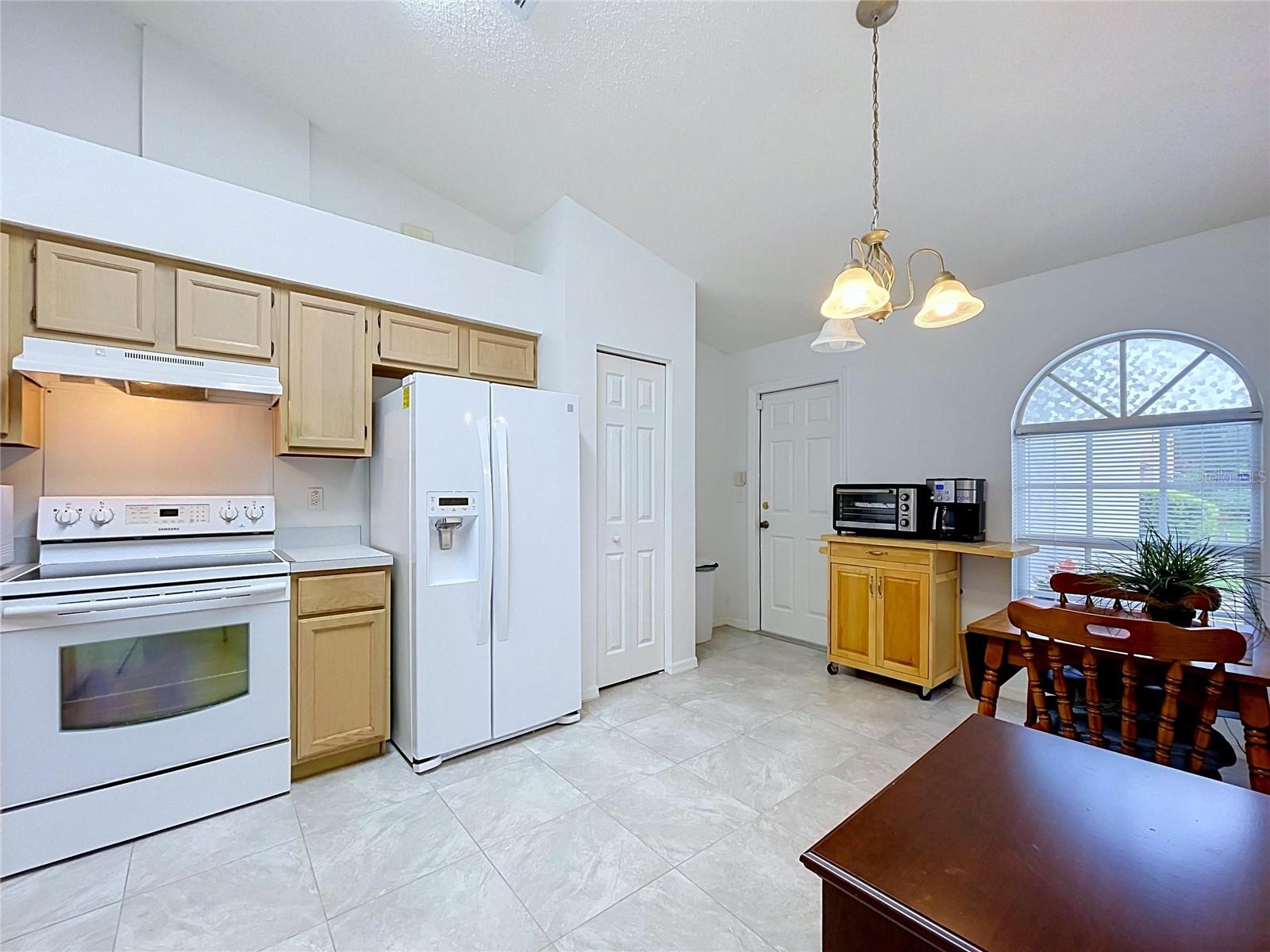27408 CORAL SPRINGS DR