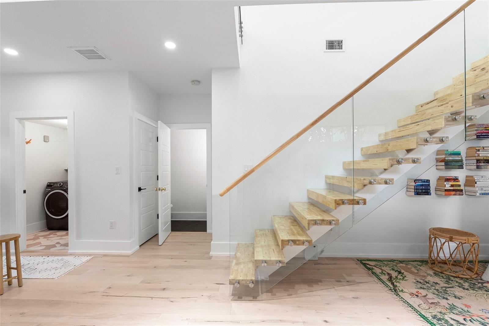 4507 W PRICE AVE