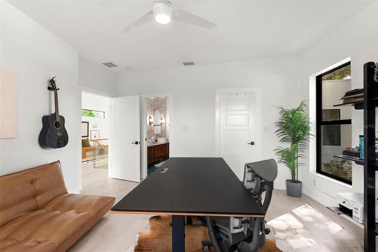 4507 W PRICE AVE