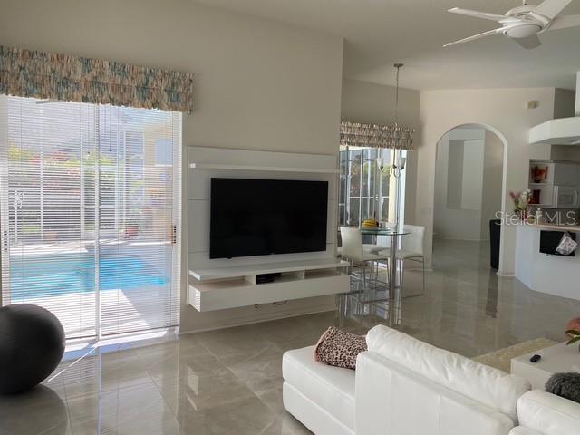 1208 ARLINBROOK DR
