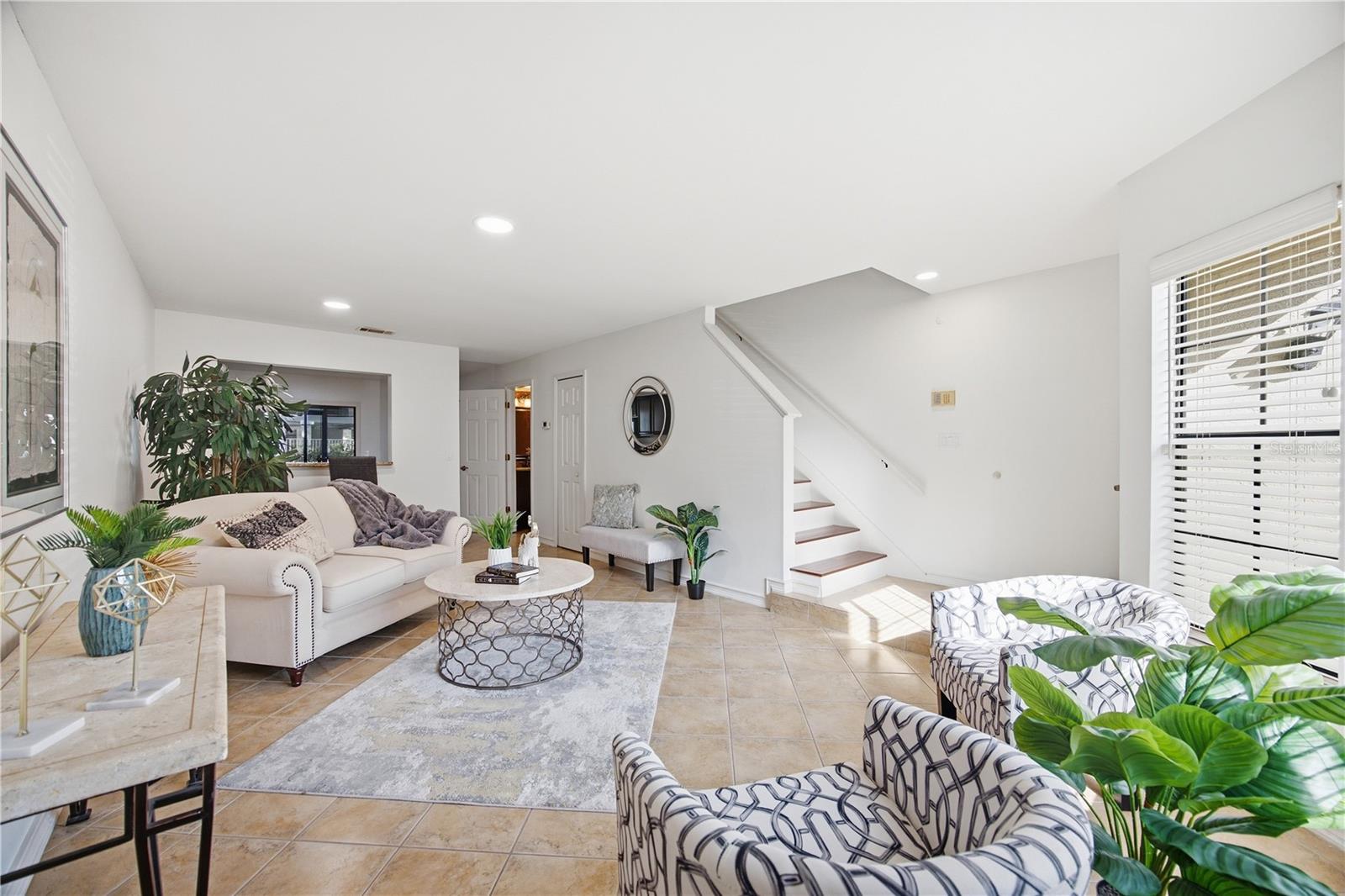 5100 BURCHETTE RD #2701