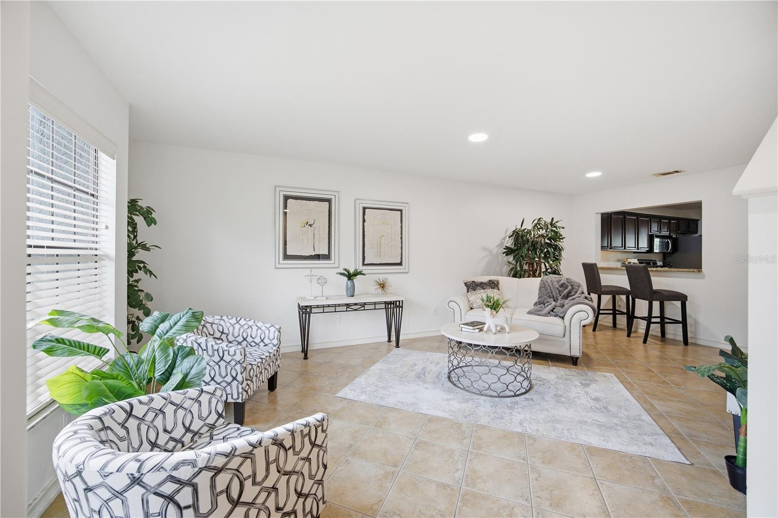 5100 BURCHETTE RD #2701