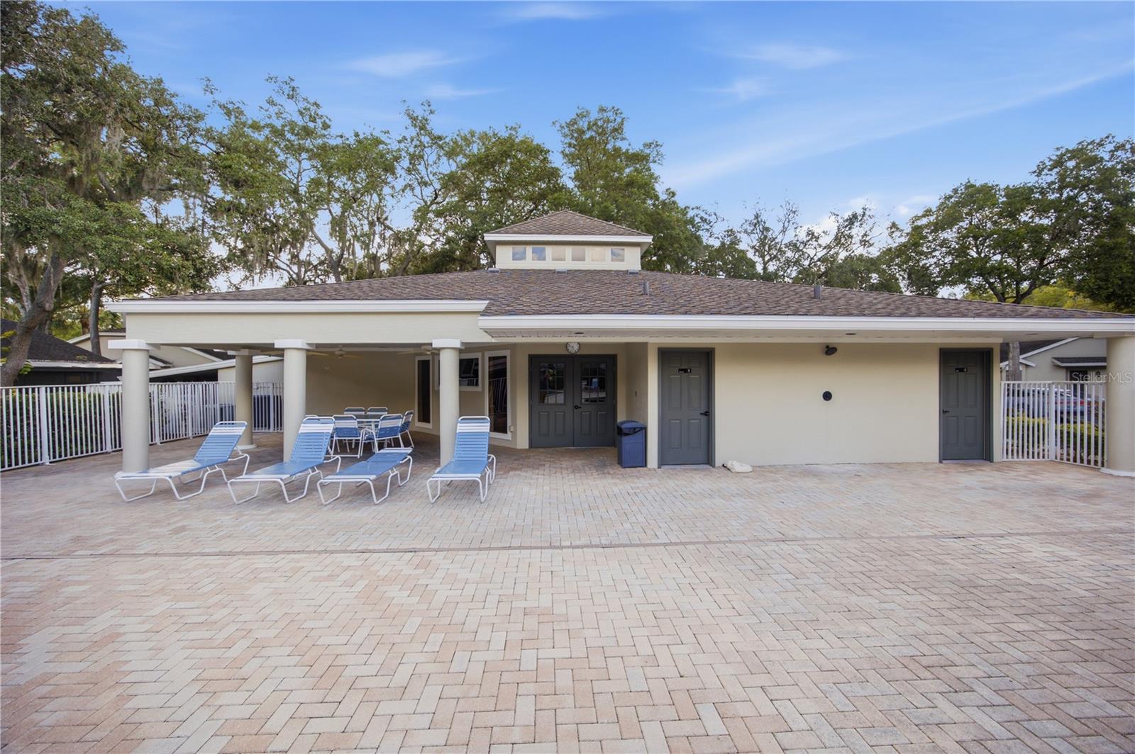 5100 BURCHETTE RD #2701
