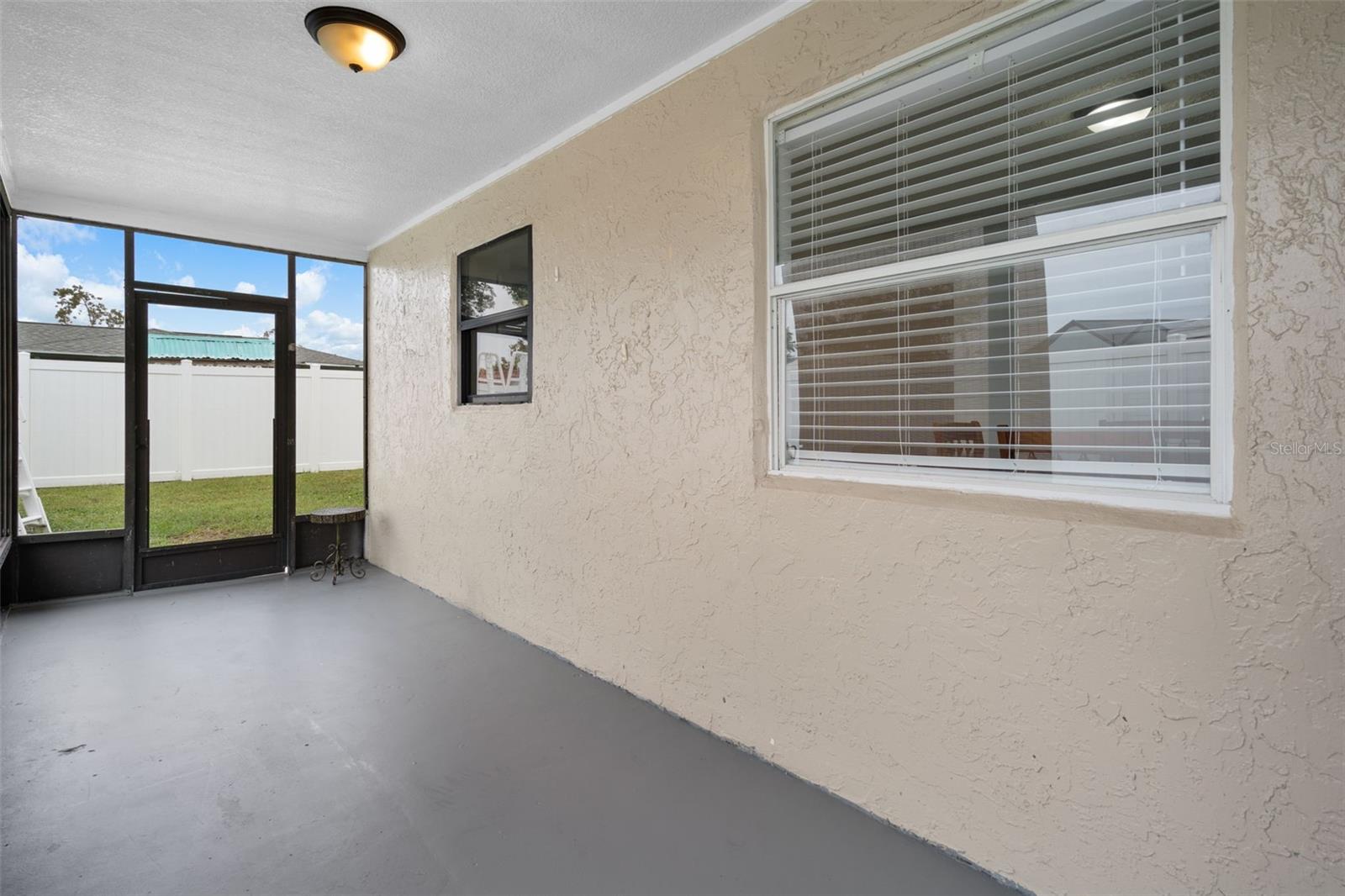 12709 SKIPPER LN