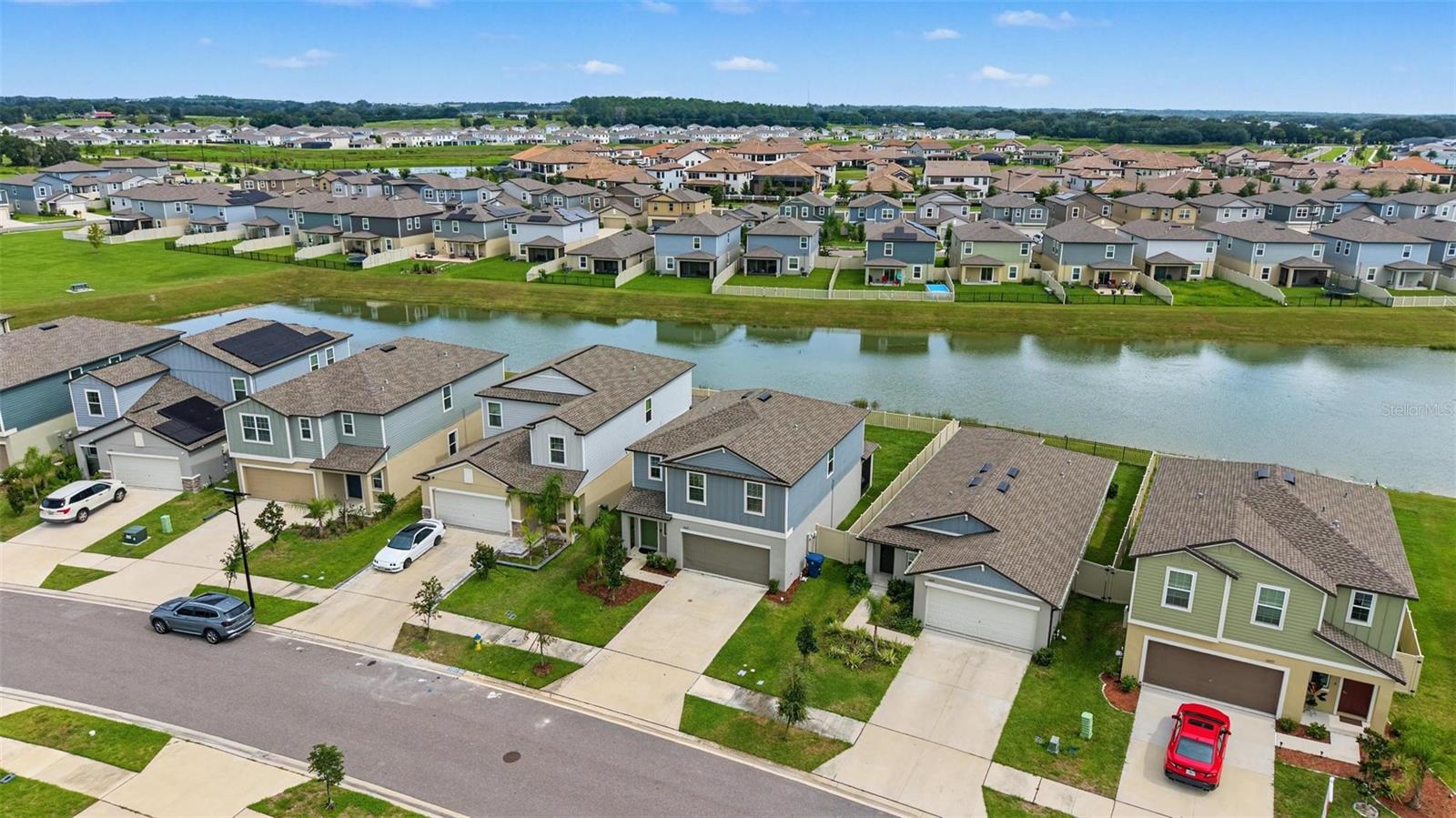 11621 RADIANT SHORE LOOP