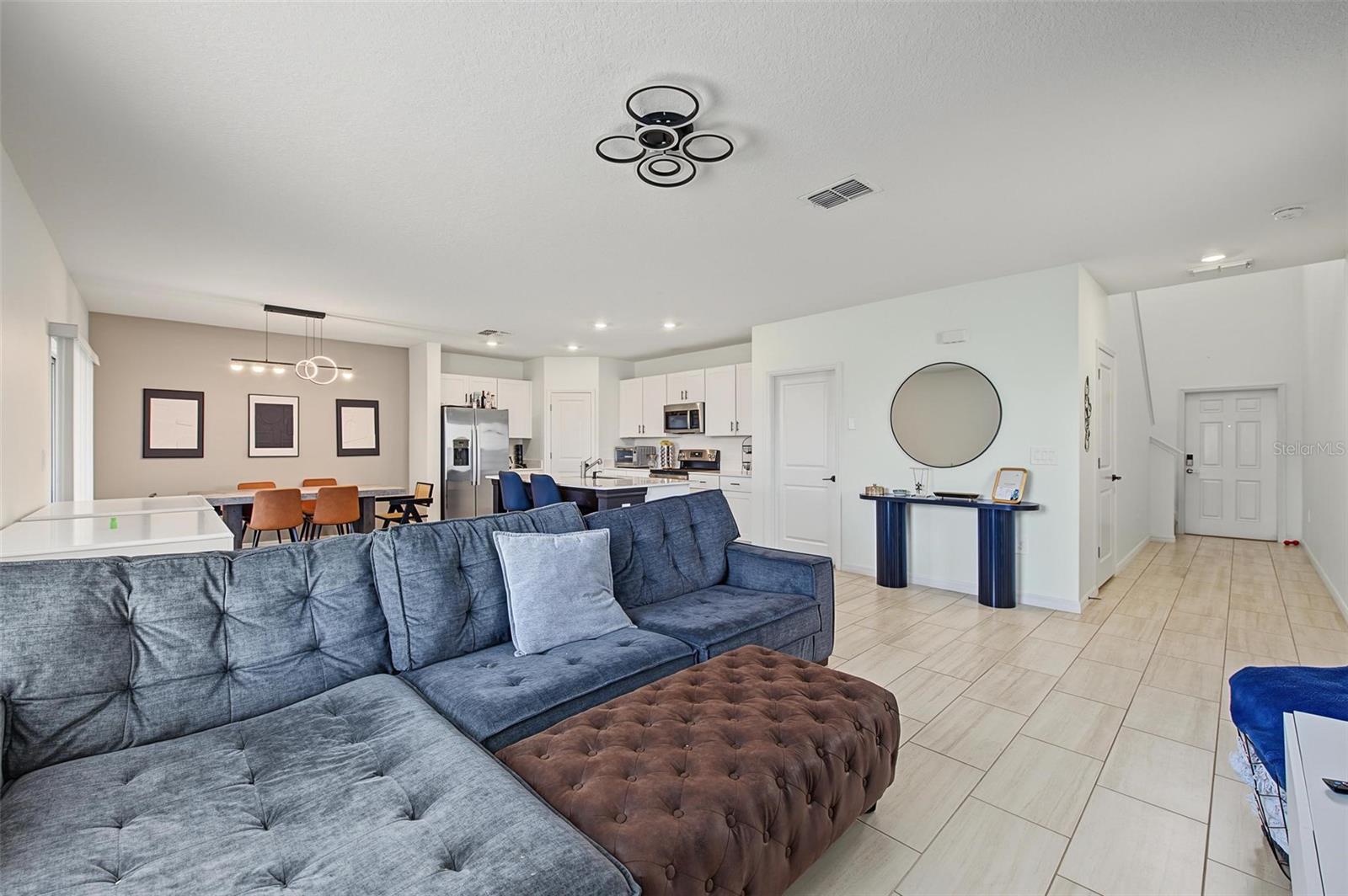 11621 RADIANT SHORE LOOP