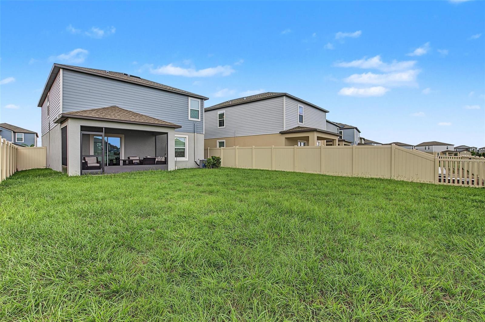11621 RADIANT SHORE LOOP