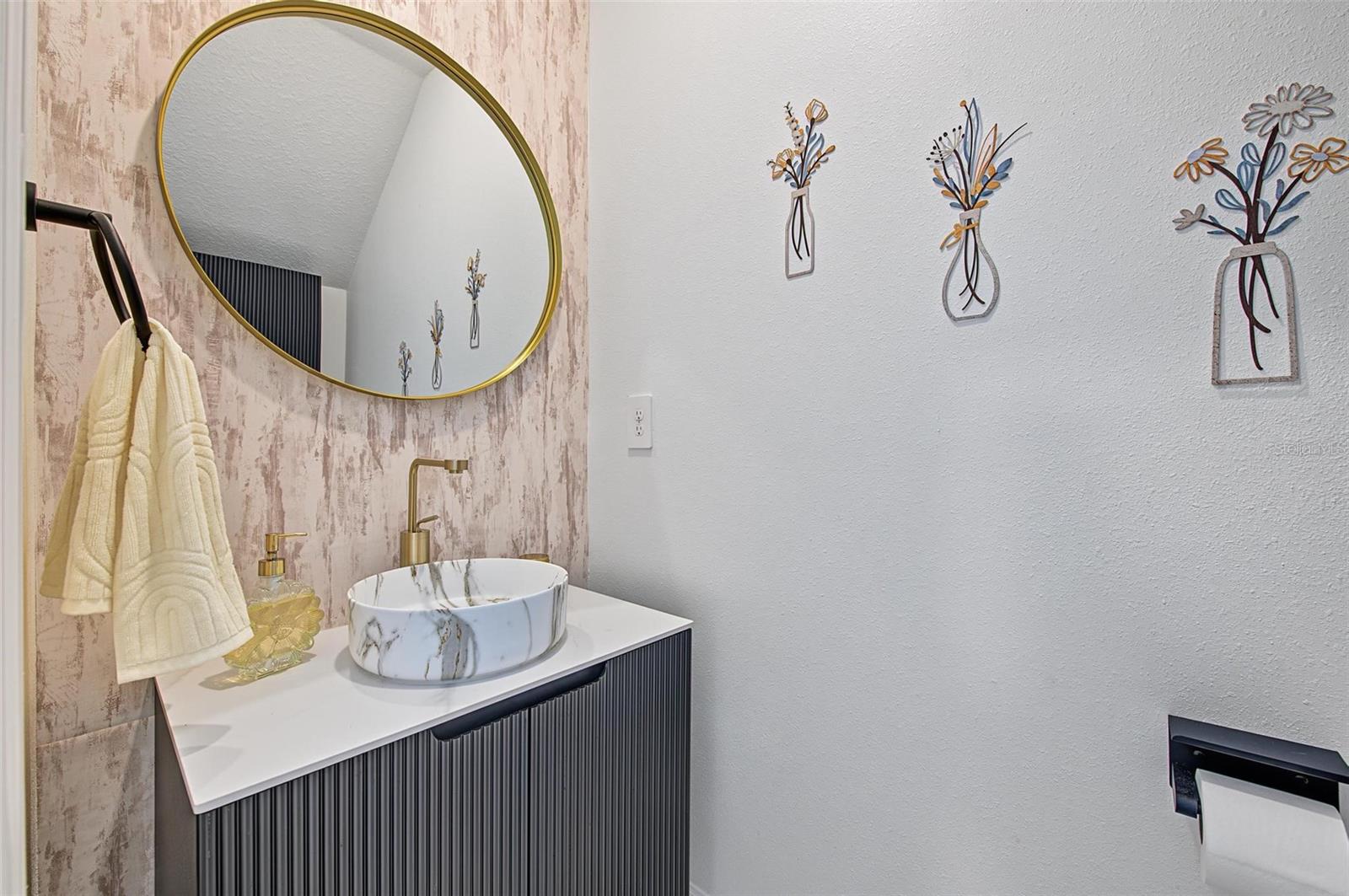 11621 RADIANT SHORE LOOP
