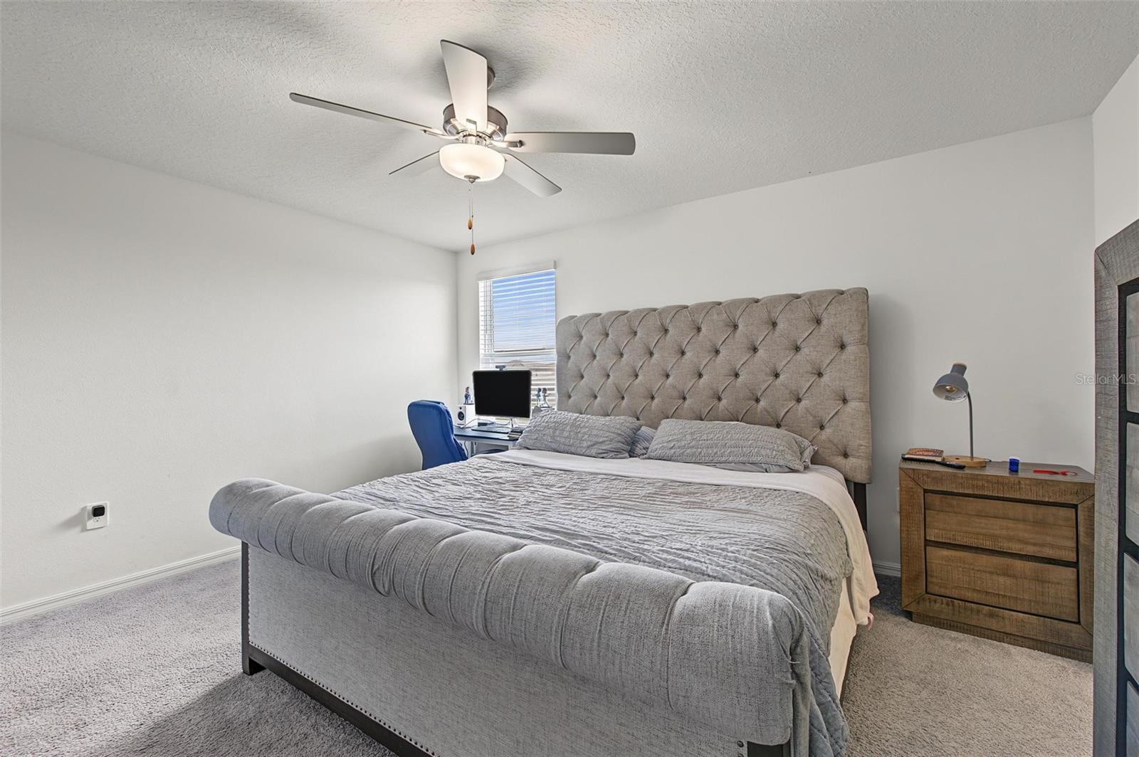 11621 RADIANT SHORE LOOP