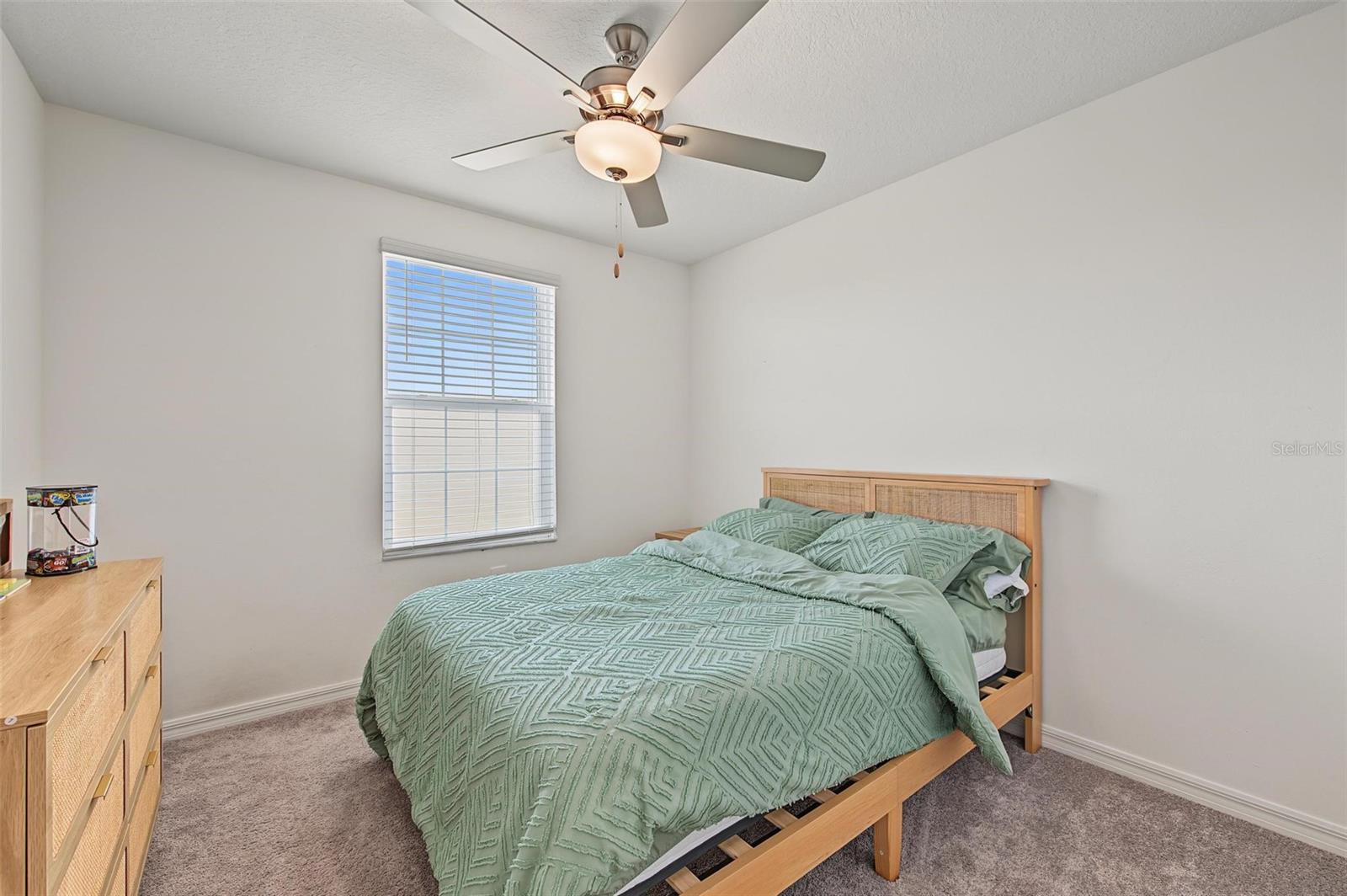 11621 RADIANT SHORE LOOP