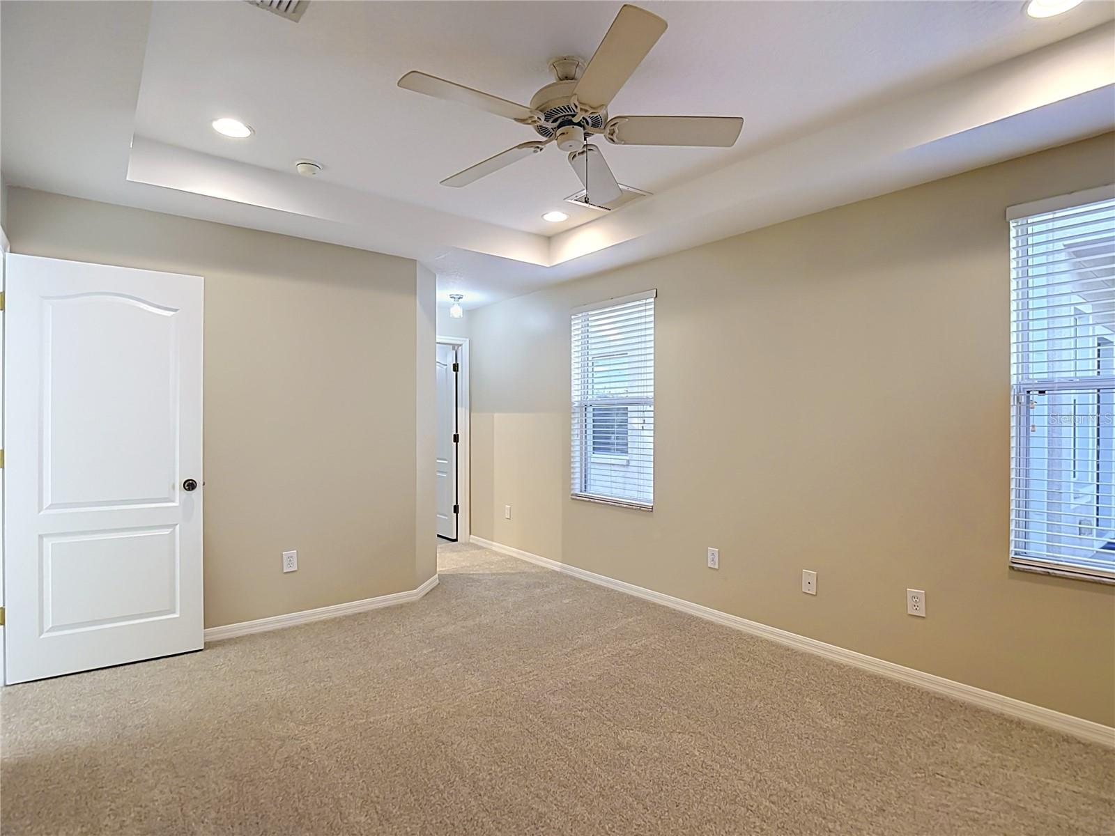 10016 PERTHSHIRE CIR