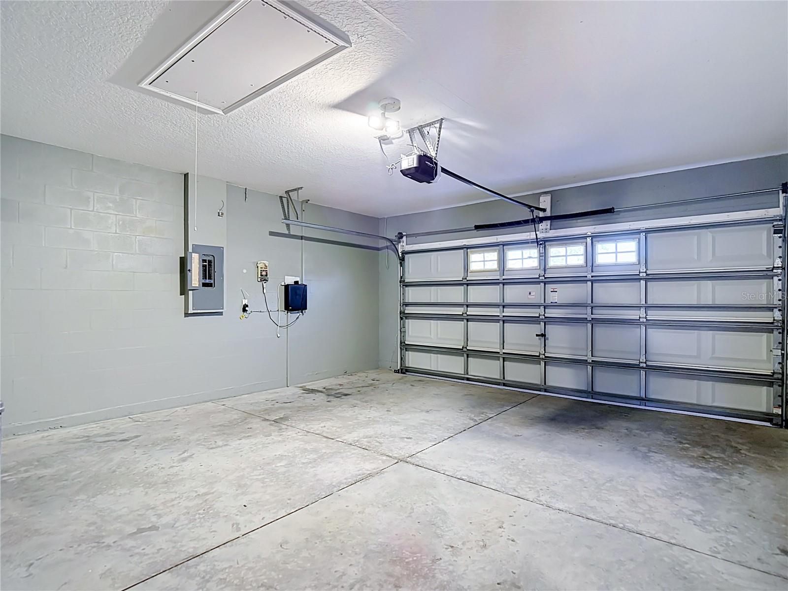 10016 PERTHSHIRE CIR