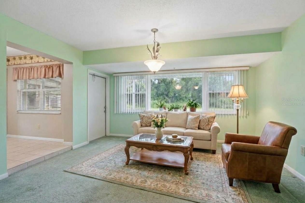 1722 W DEL WEBB BLVD