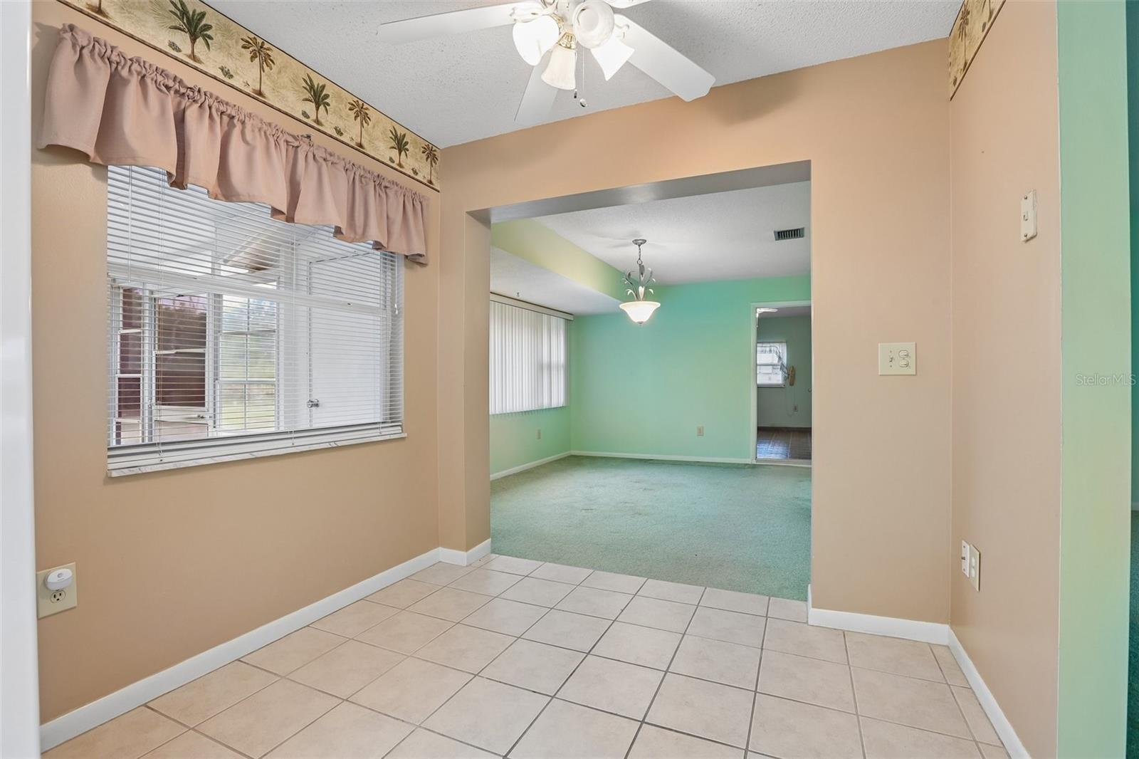 1722 W DEL WEBB BLVD