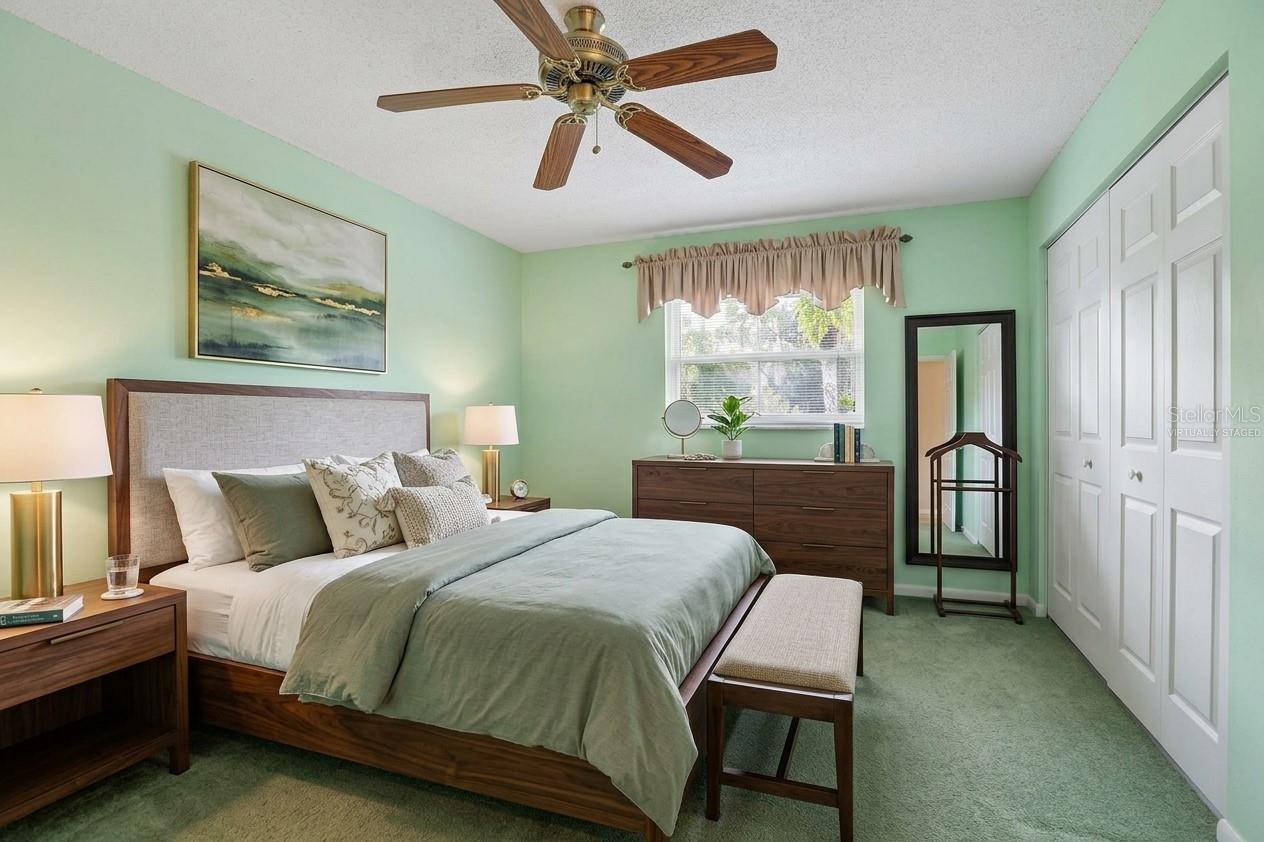 1722 W DEL WEBB BLVD