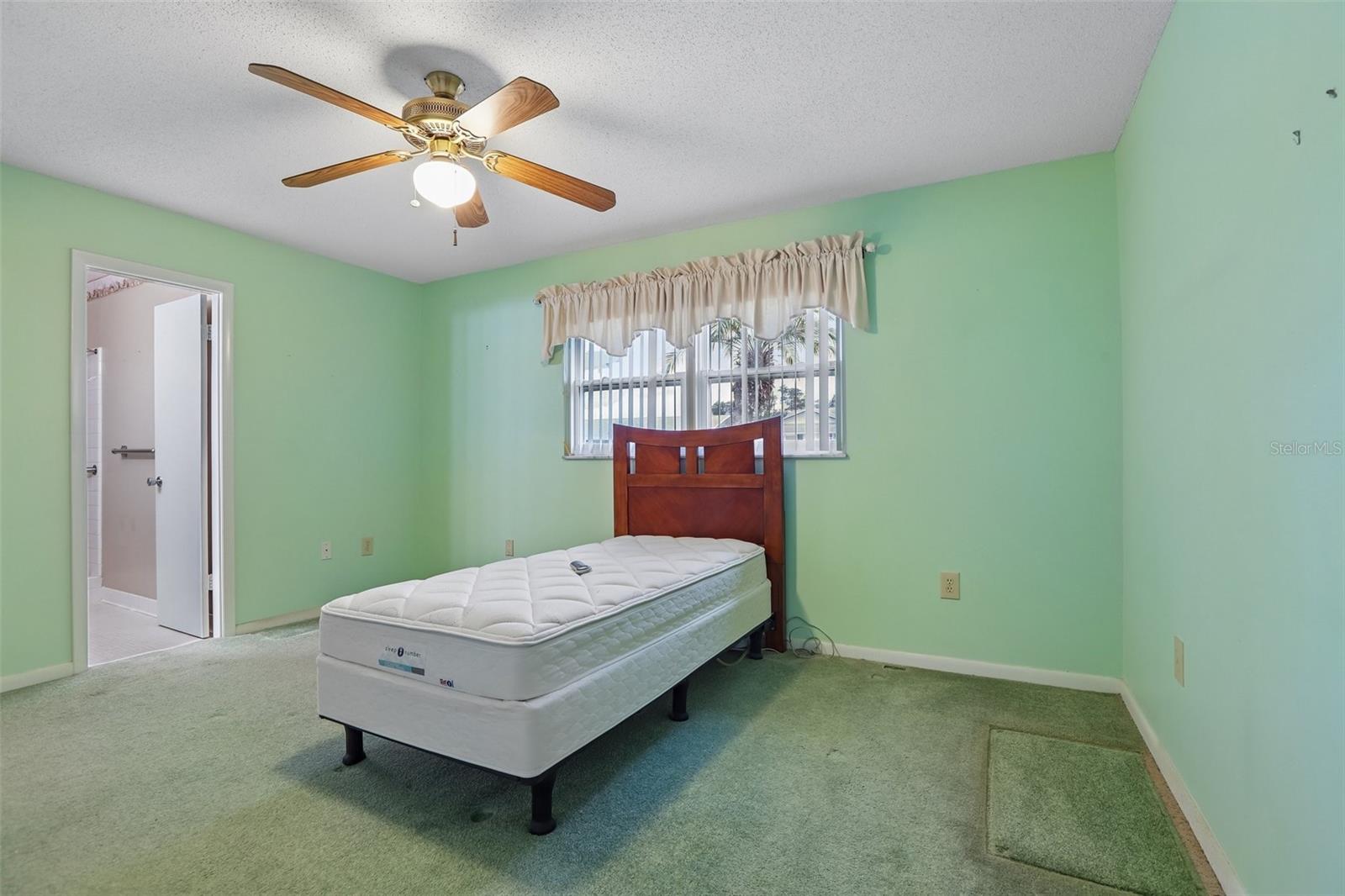 1722 W DEL WEBB BLVD