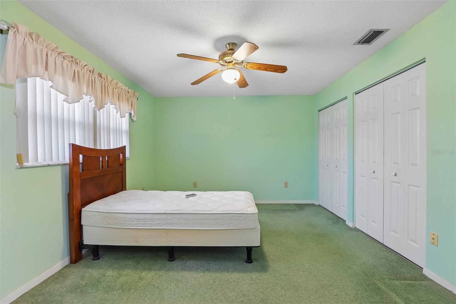 1722 W DEL WEBB BLVD