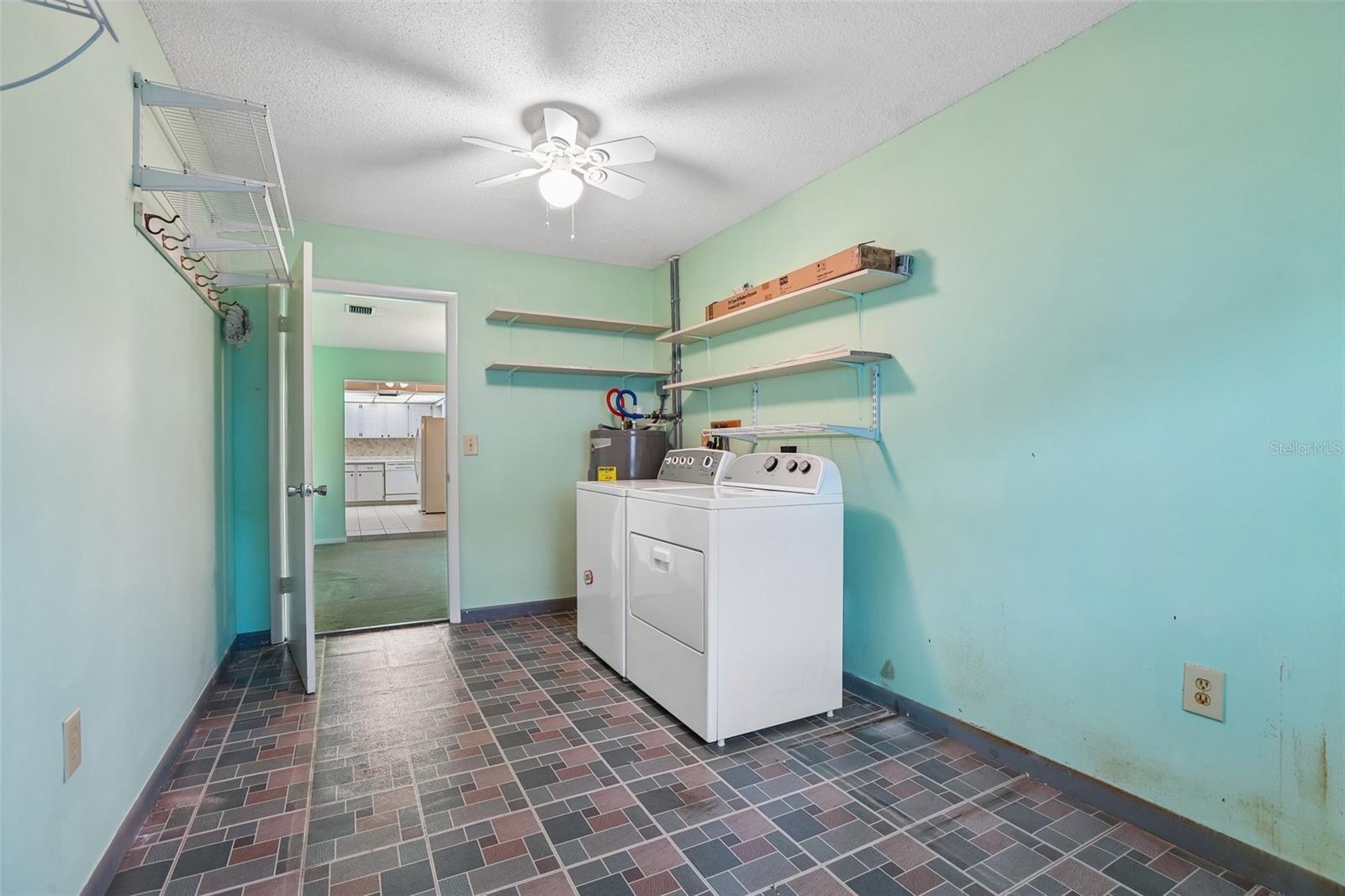 1722 W DEL WEBB BLVD