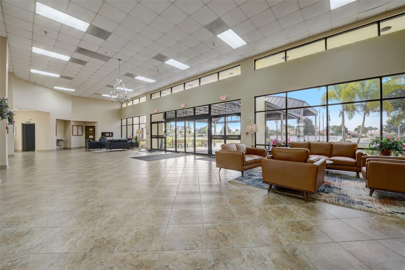 1722 W DEL WEBB BLVD